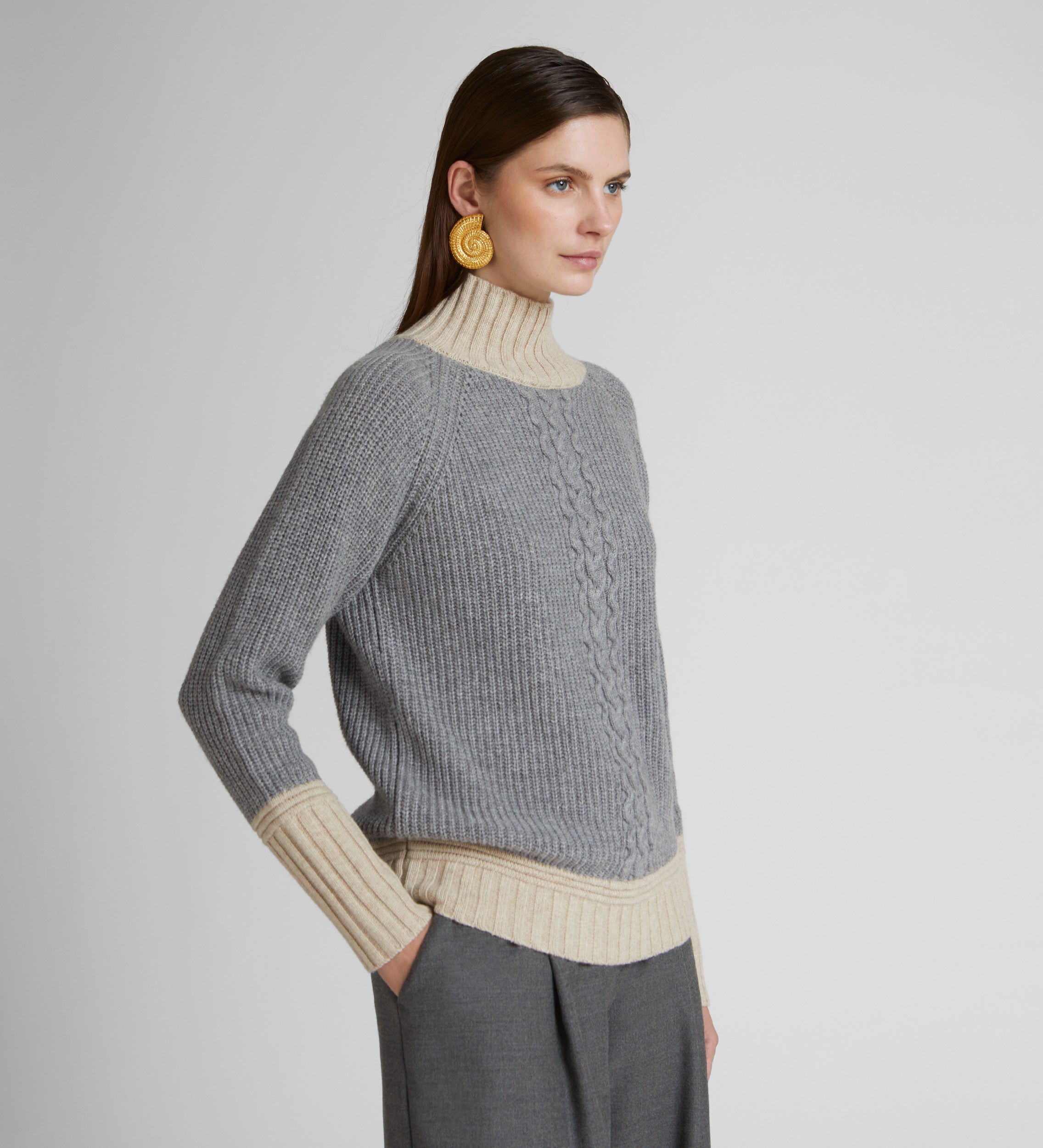 High neck sweater