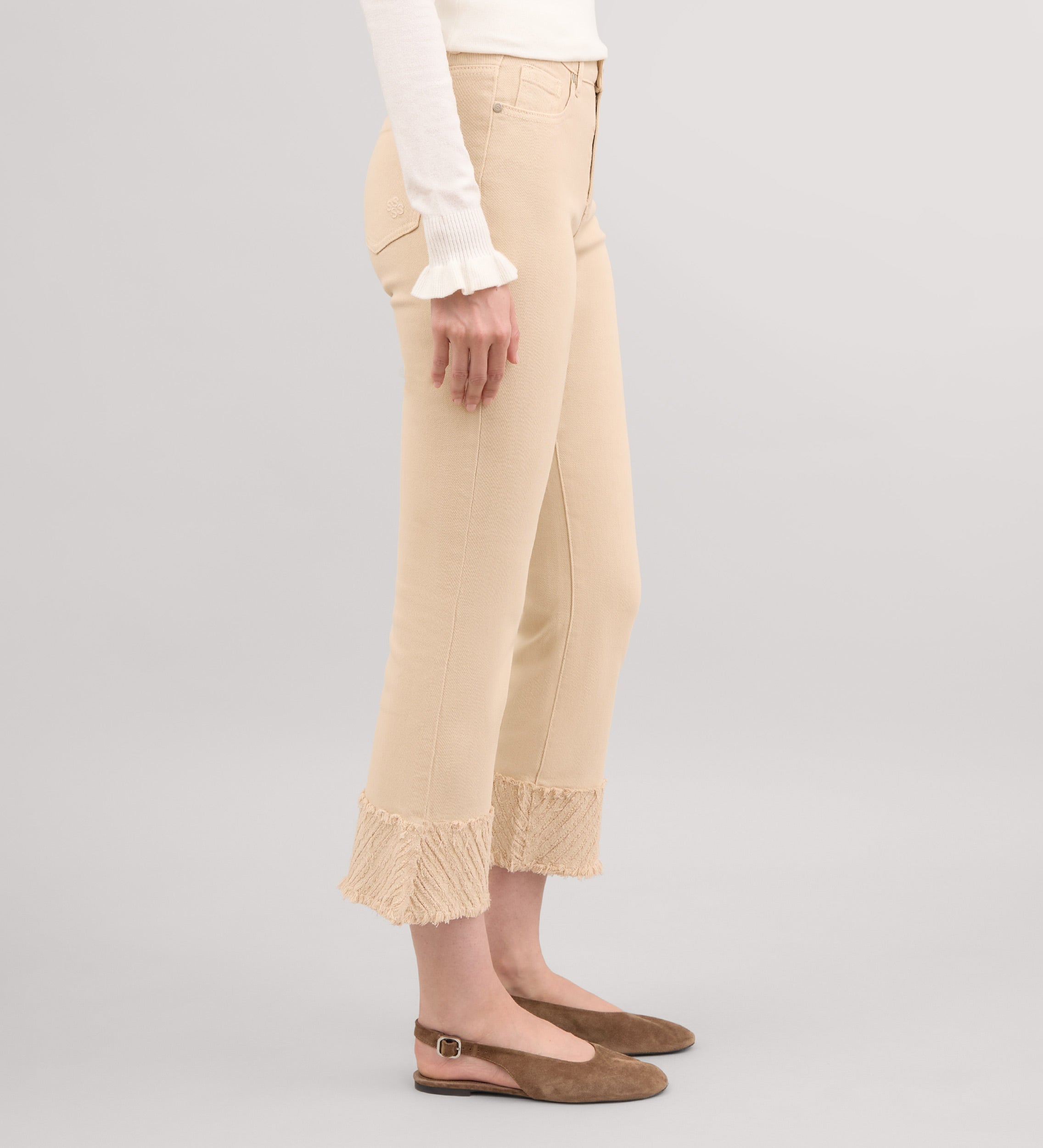 Decorative low trousers