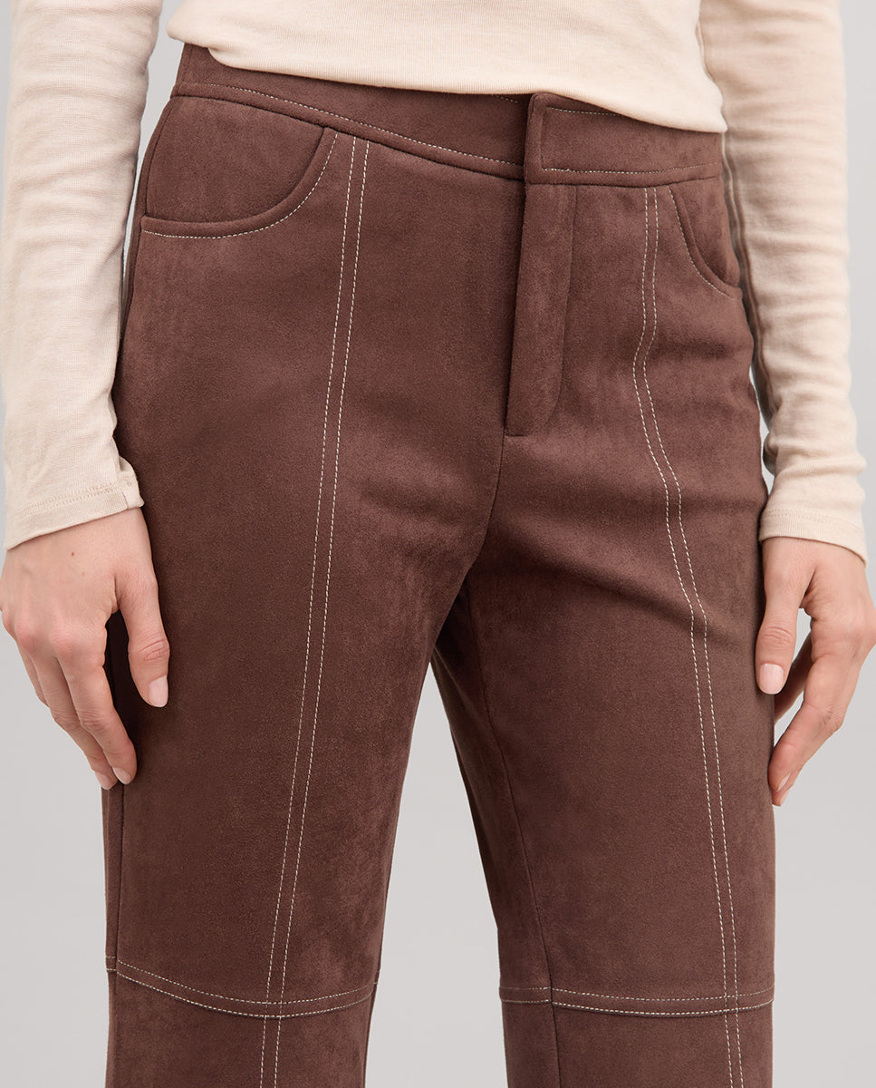 Pantalón antelina pespuntes
