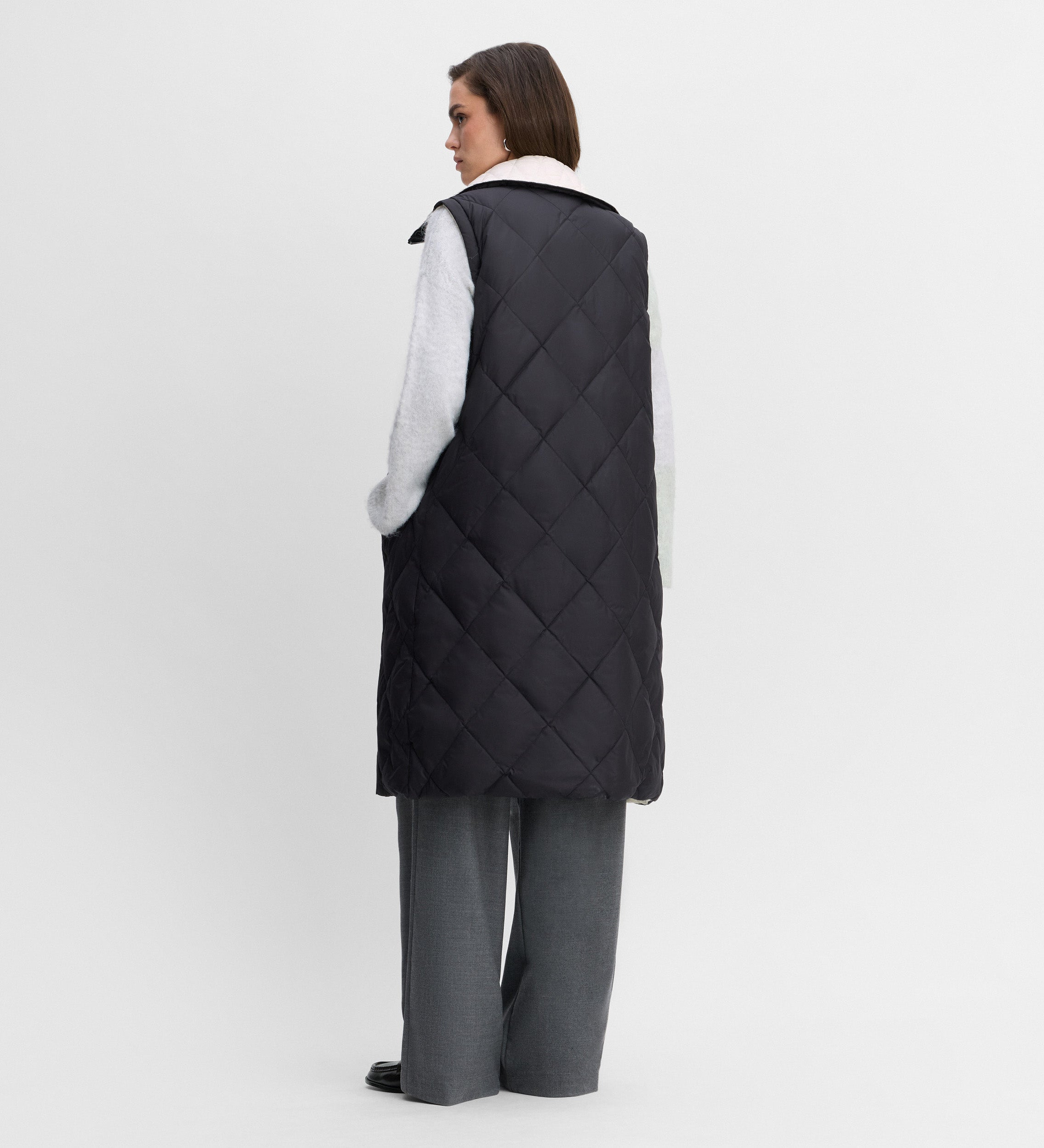 Long reversible down jacket