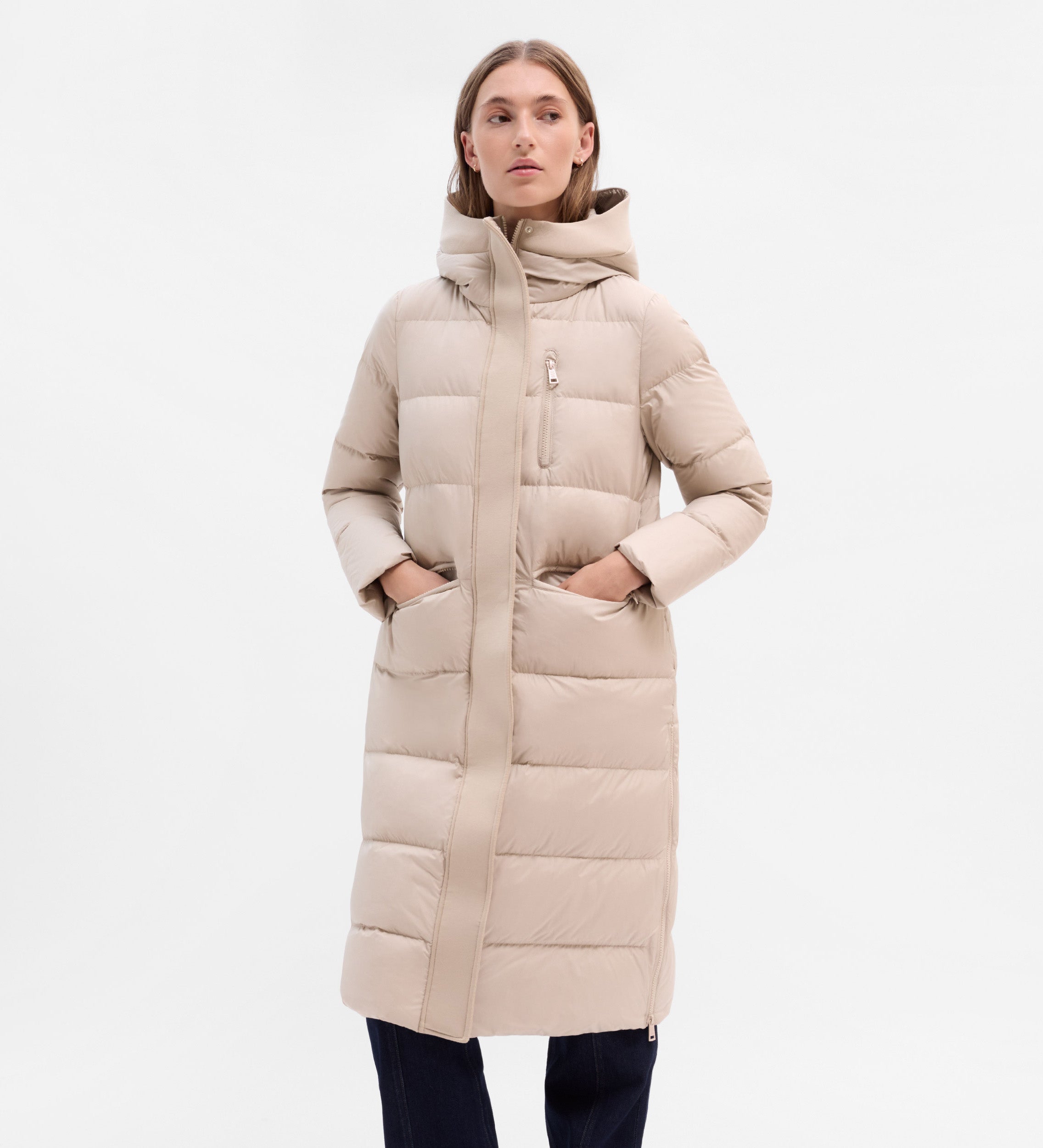 Plumífero largo capucha