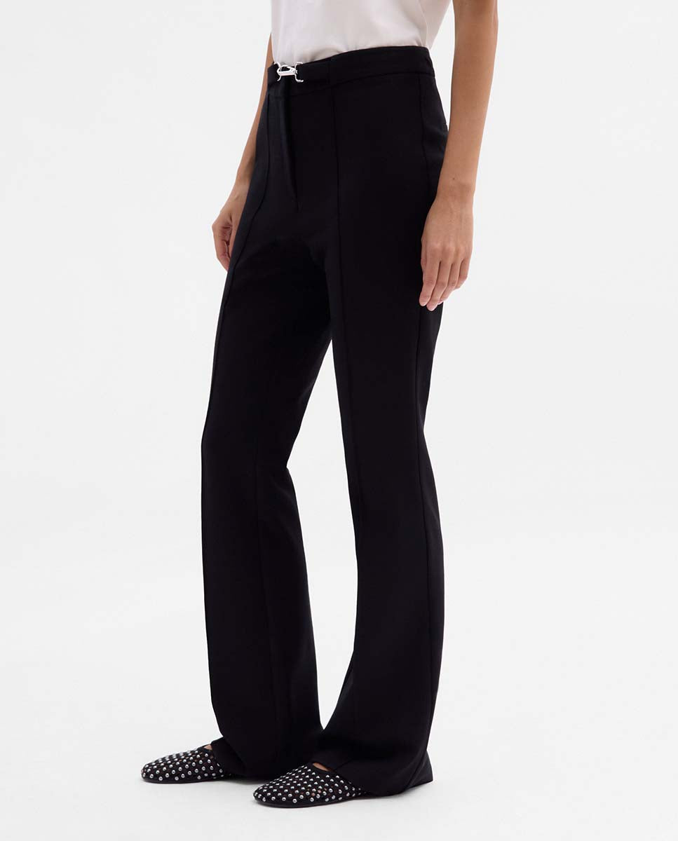 Pantalón acampanado cinturón