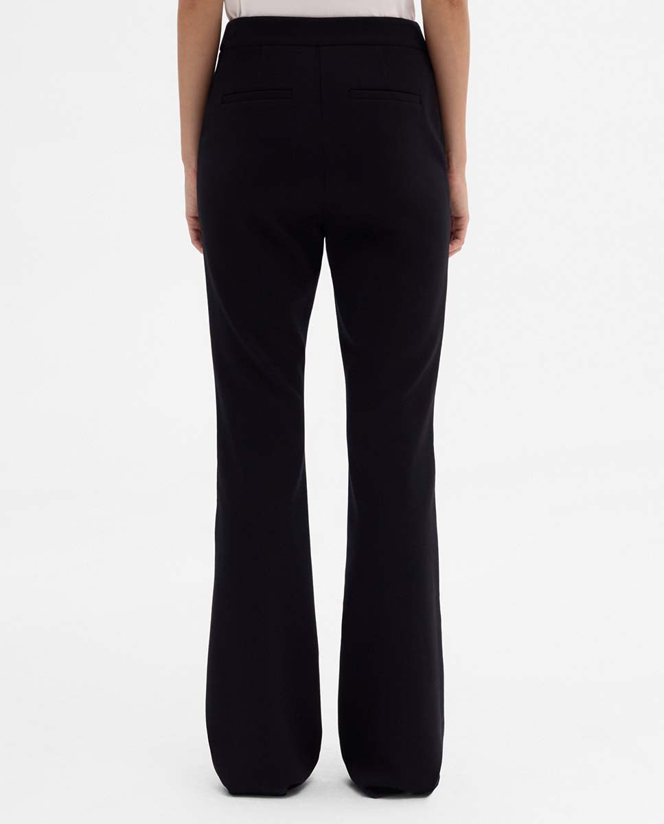 Pantalón acampanado cinturón