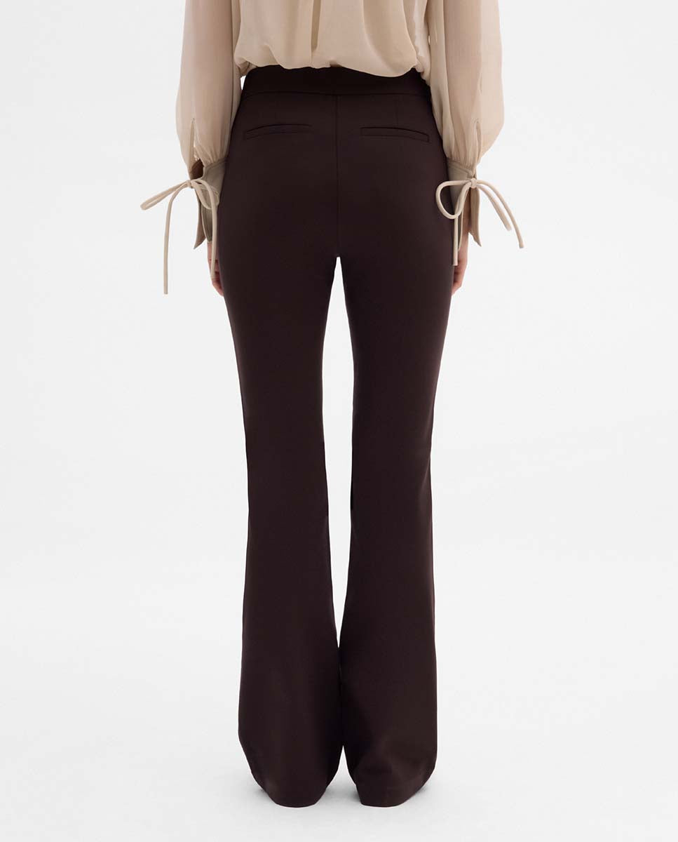 Pantalón acampanado cinturón