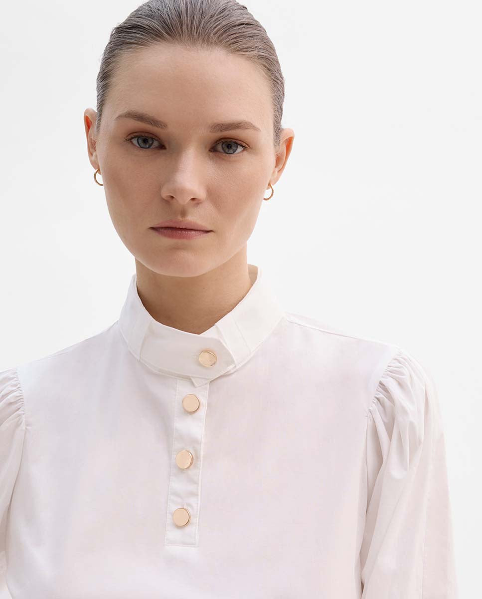 Puff sleeve shirt
