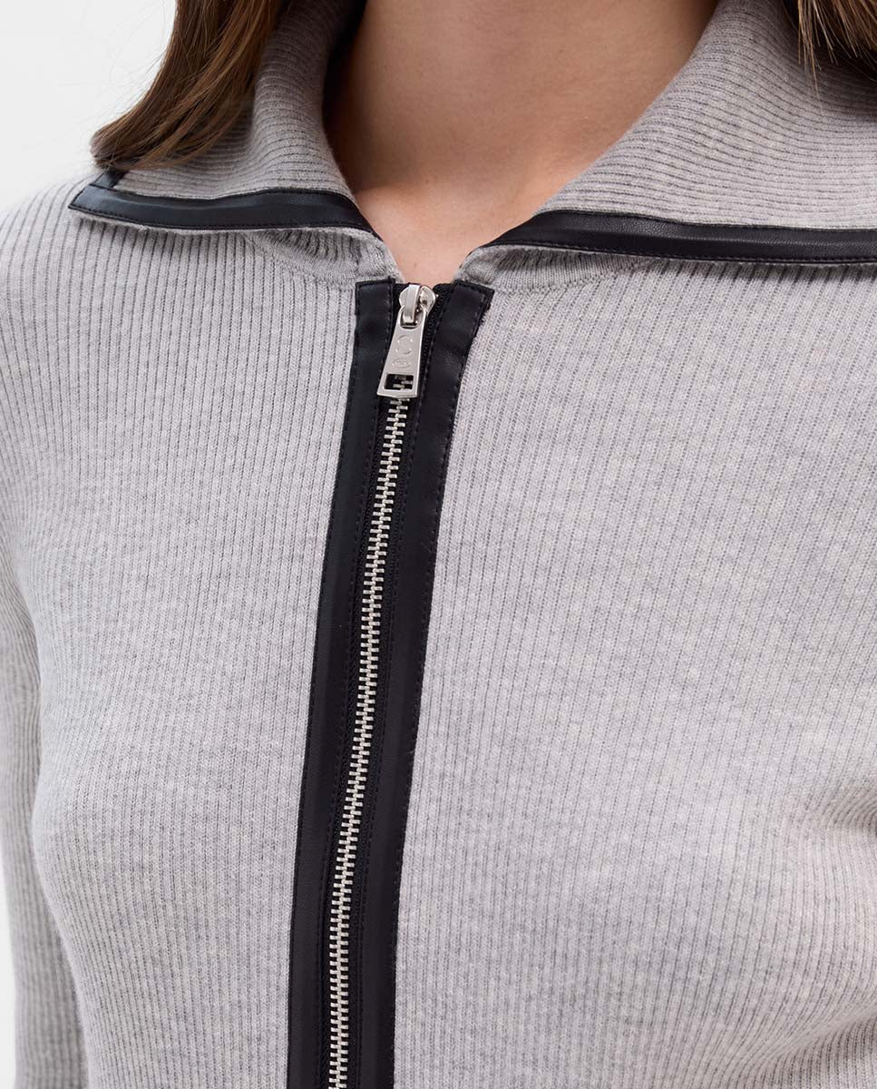Chaqueta de punto con polipiel