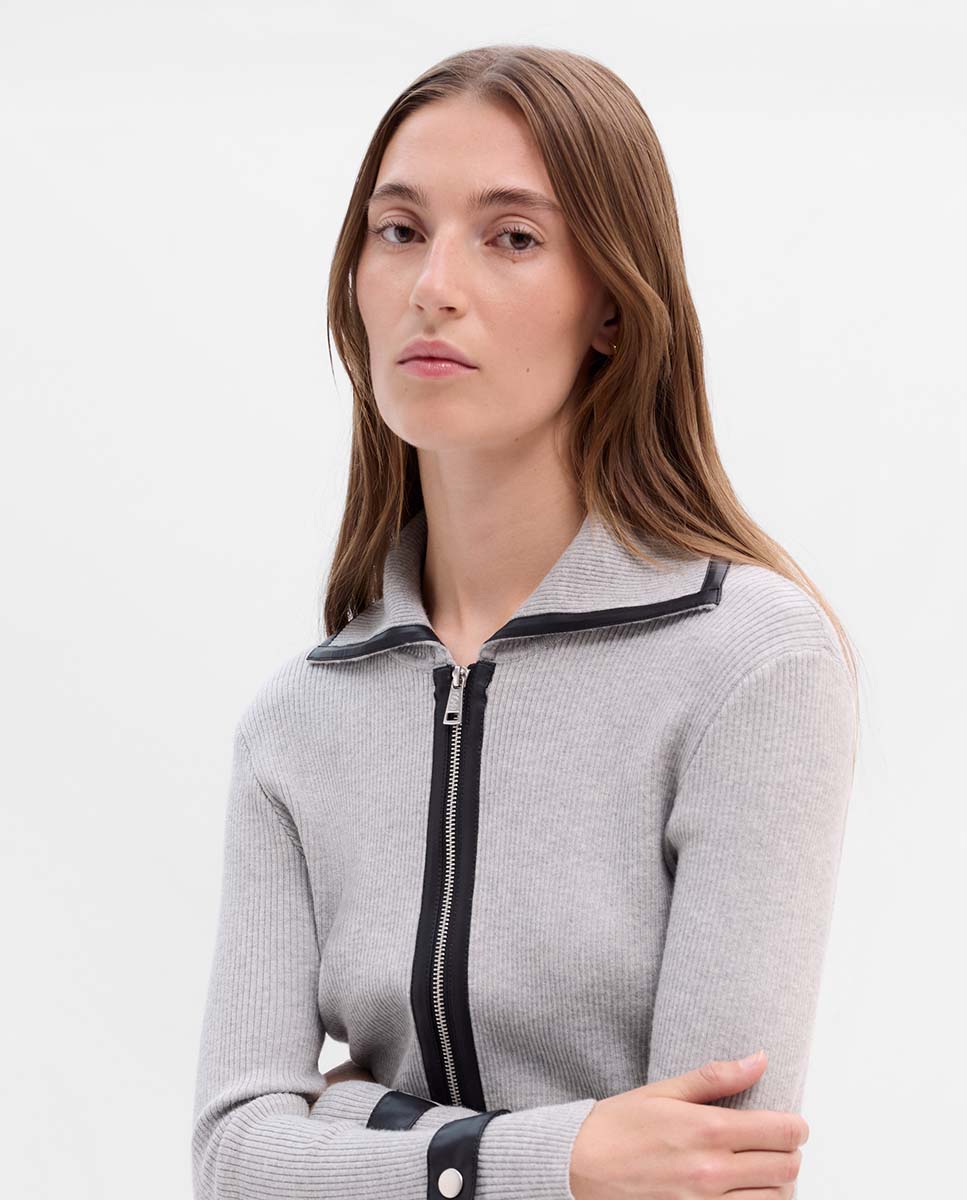 Chaqueta de punto con polipiel