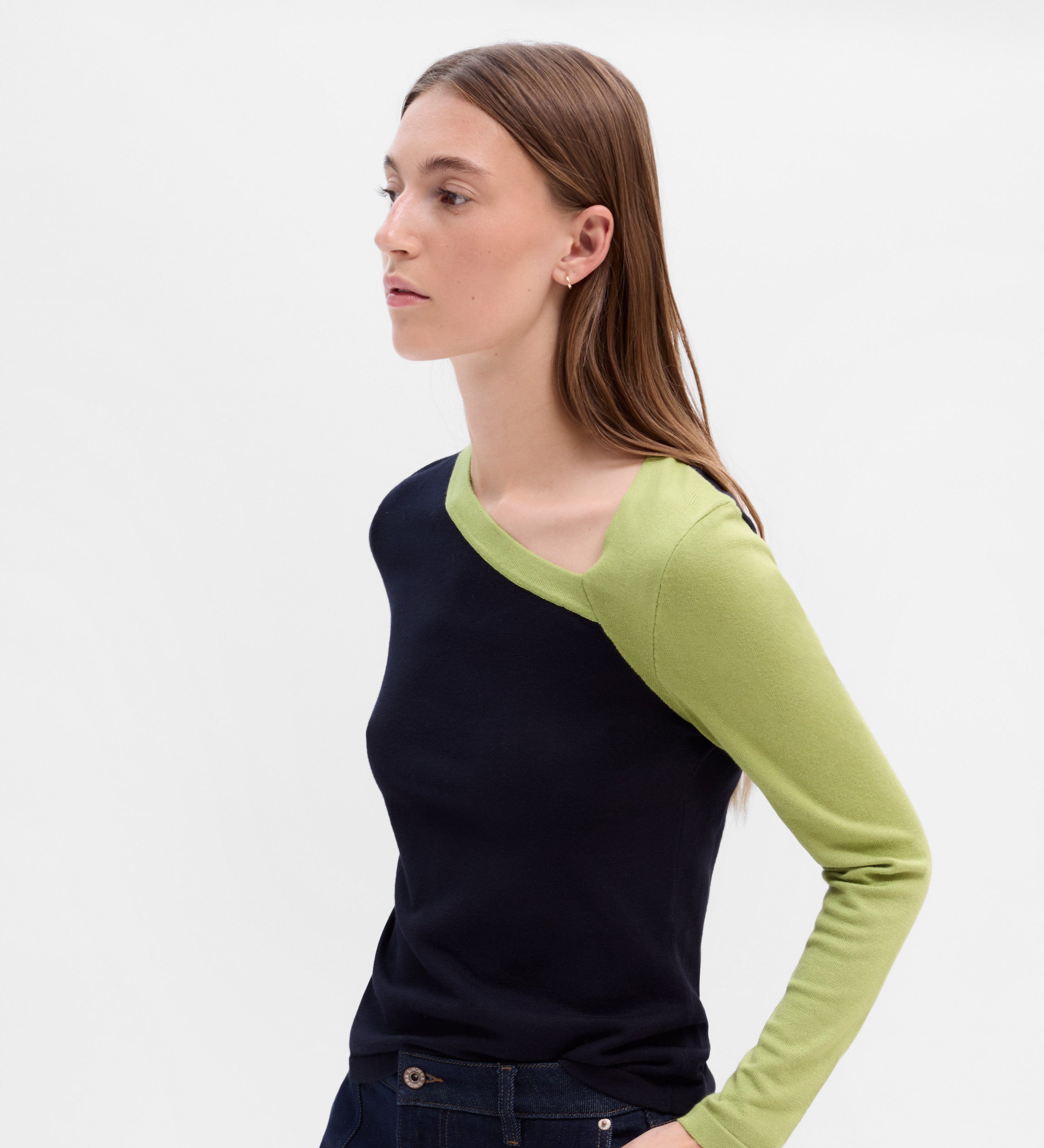 Jersey escote asimétrico