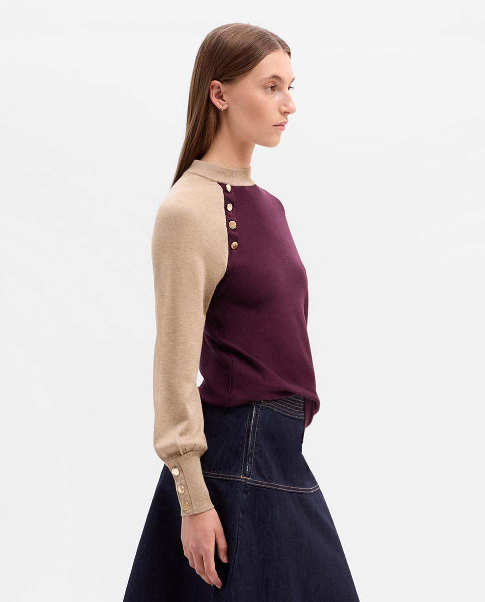 Two-tone buttoned sweater