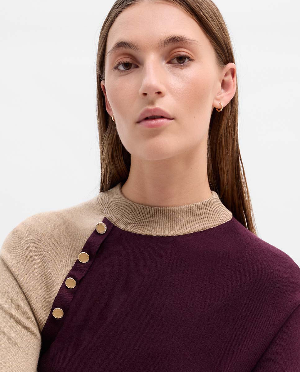 Two-tone buttoned sweater