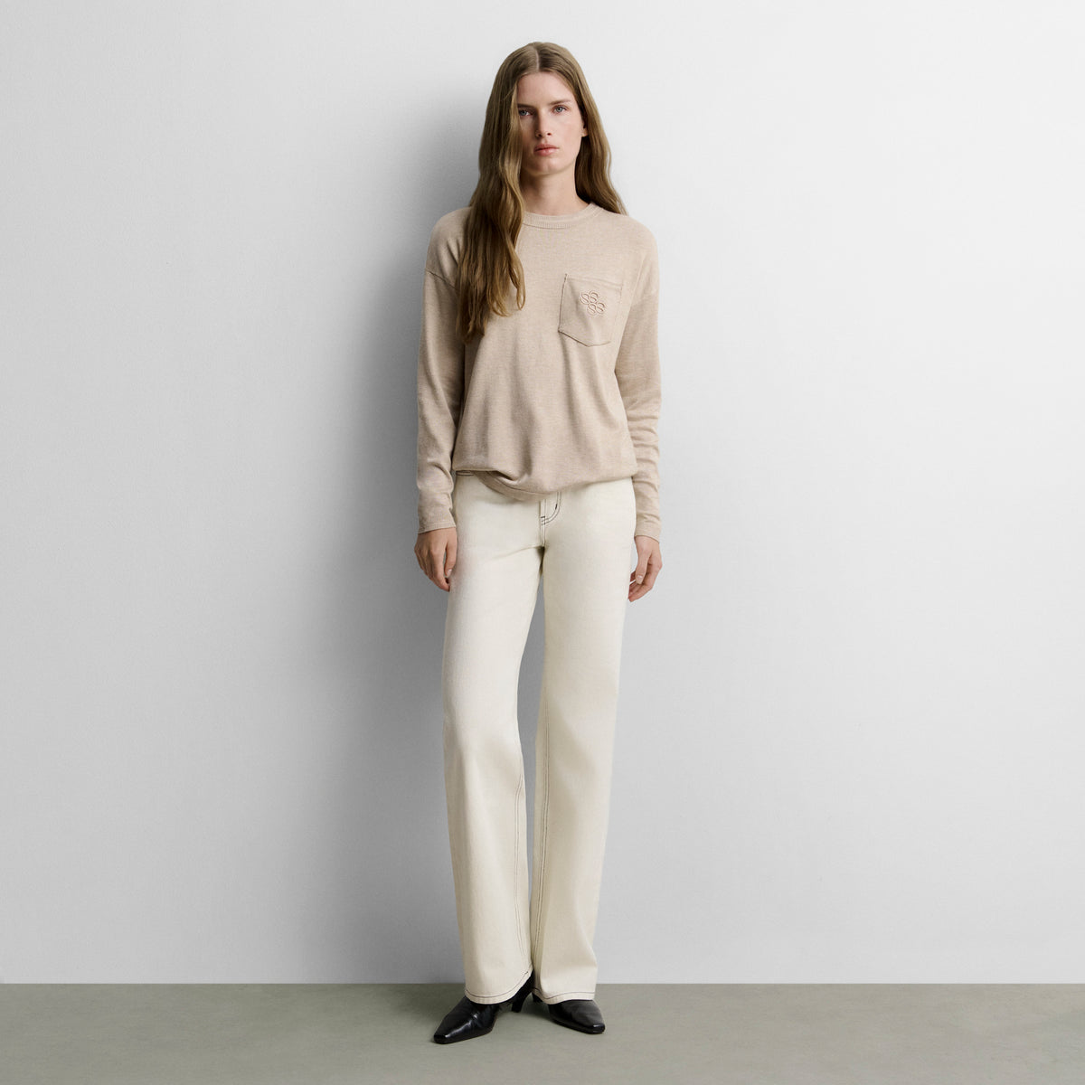 Pocket knit sweater