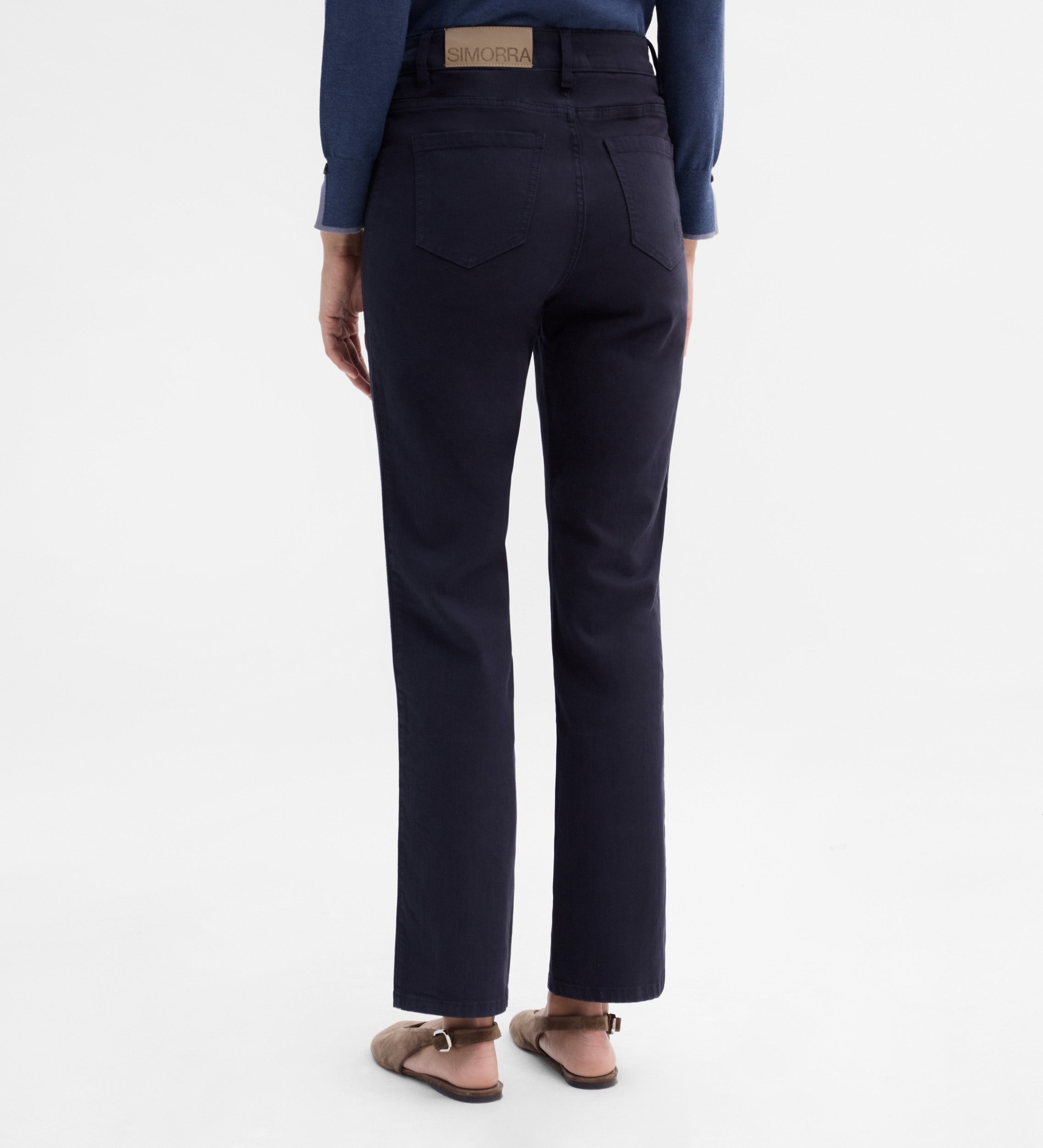 Slim pants side embroidery