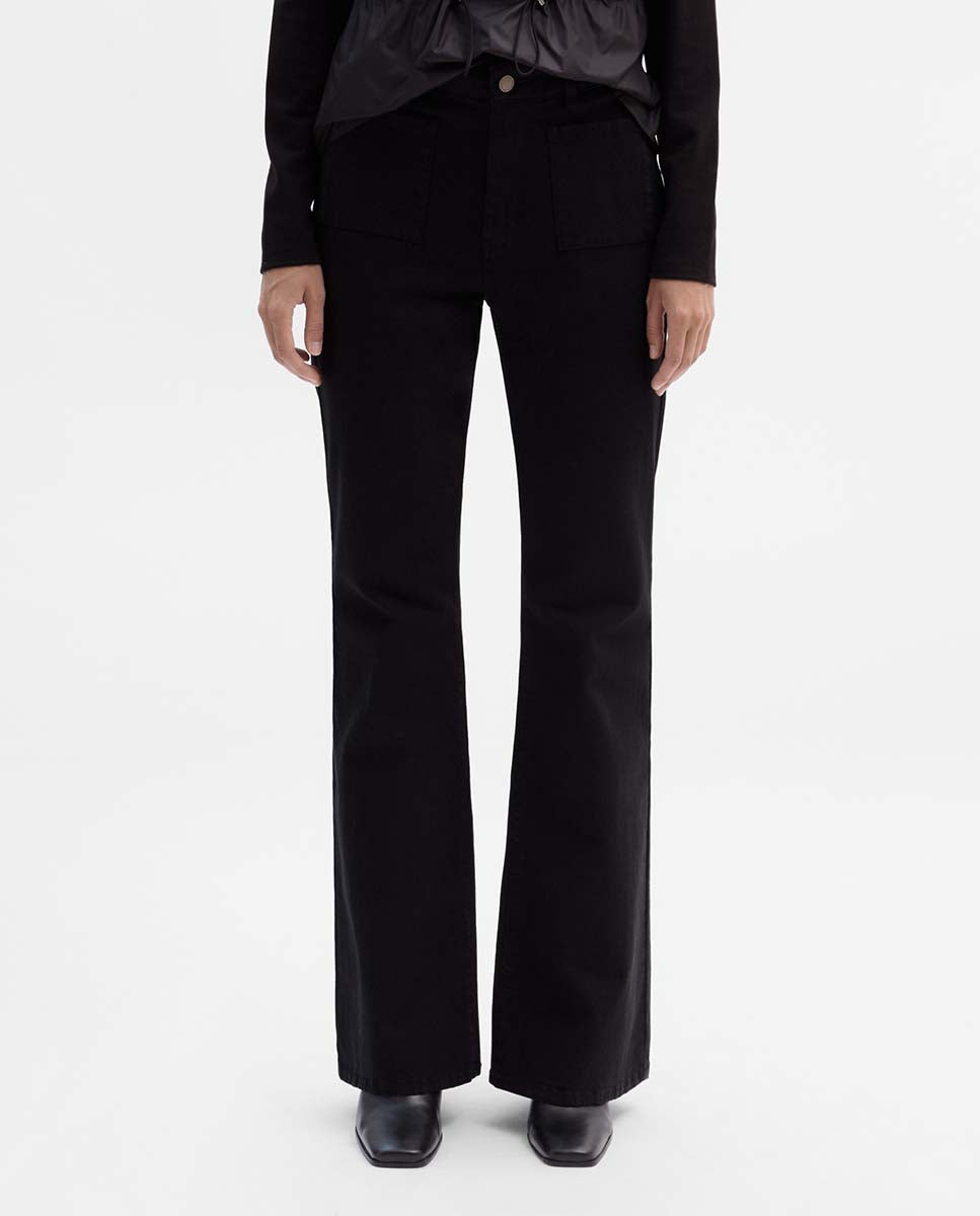 Pantalón bolsillos parche