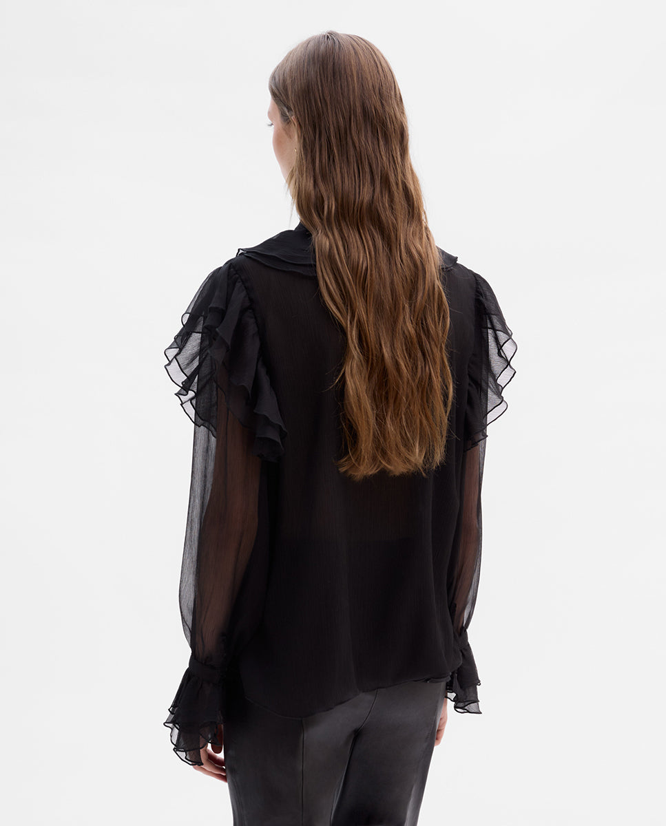 Flowy blouse with ruffles