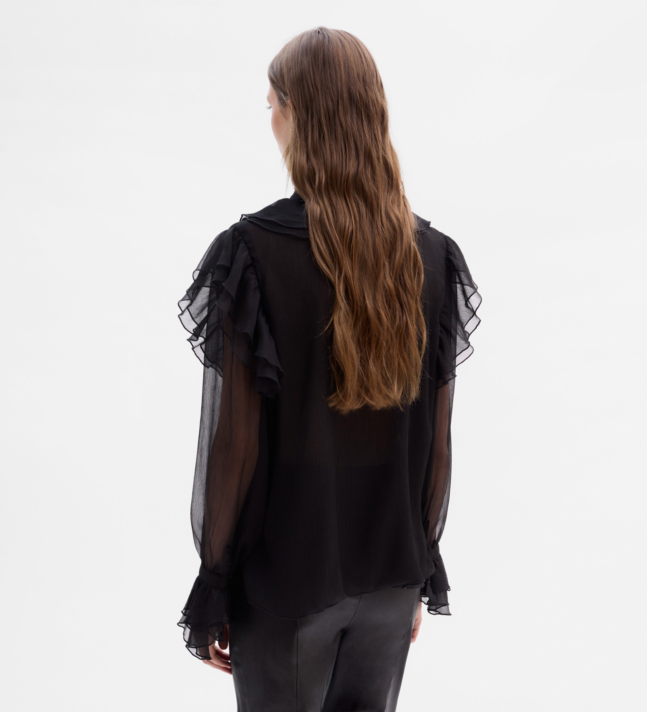 Blusa vaporosa volantes