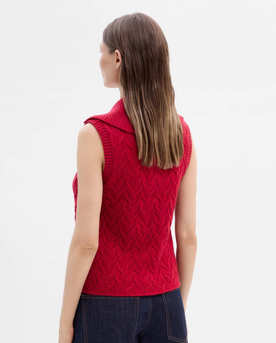 Knitted vest with braids