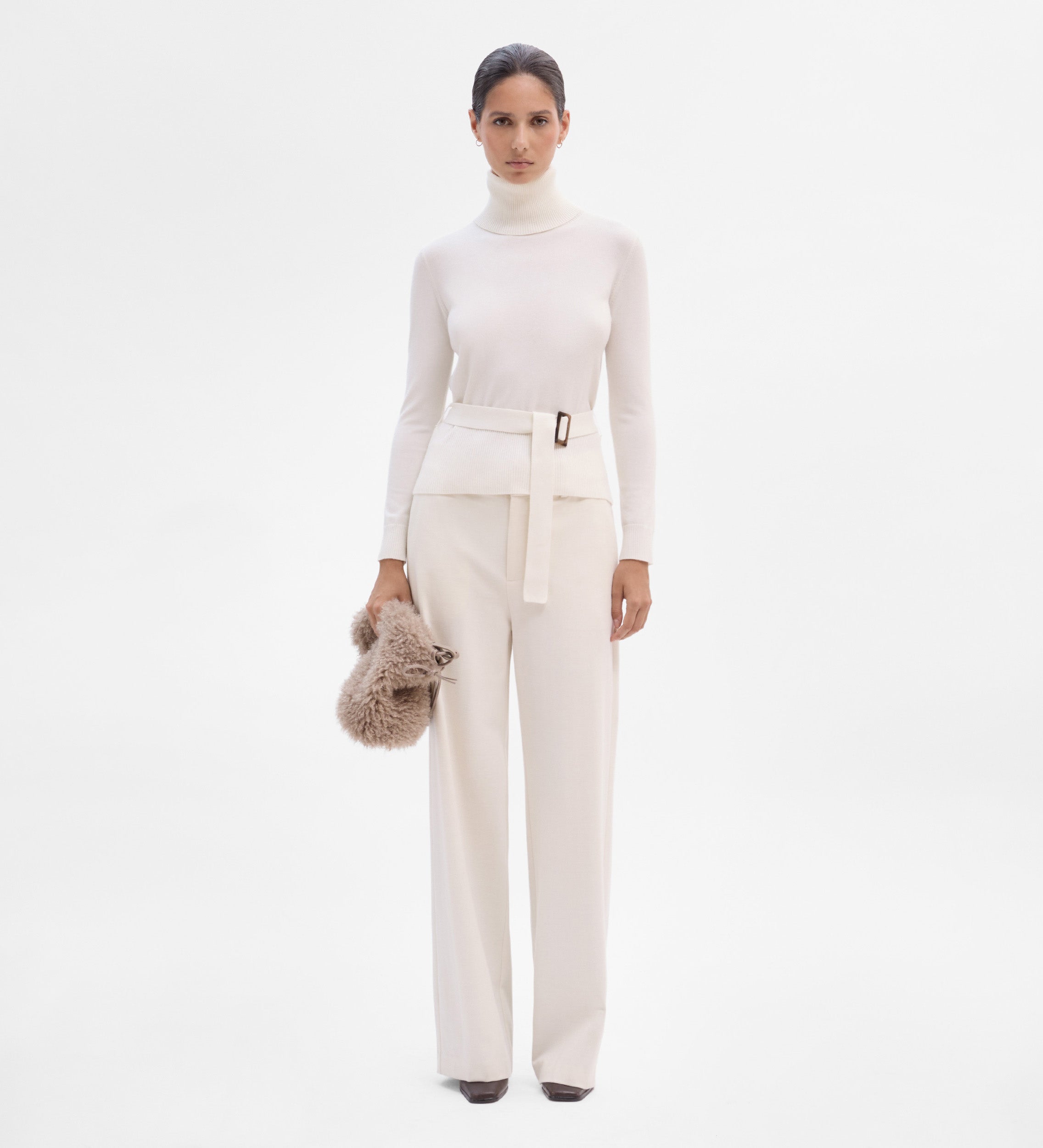 Pantalón pierna ancha