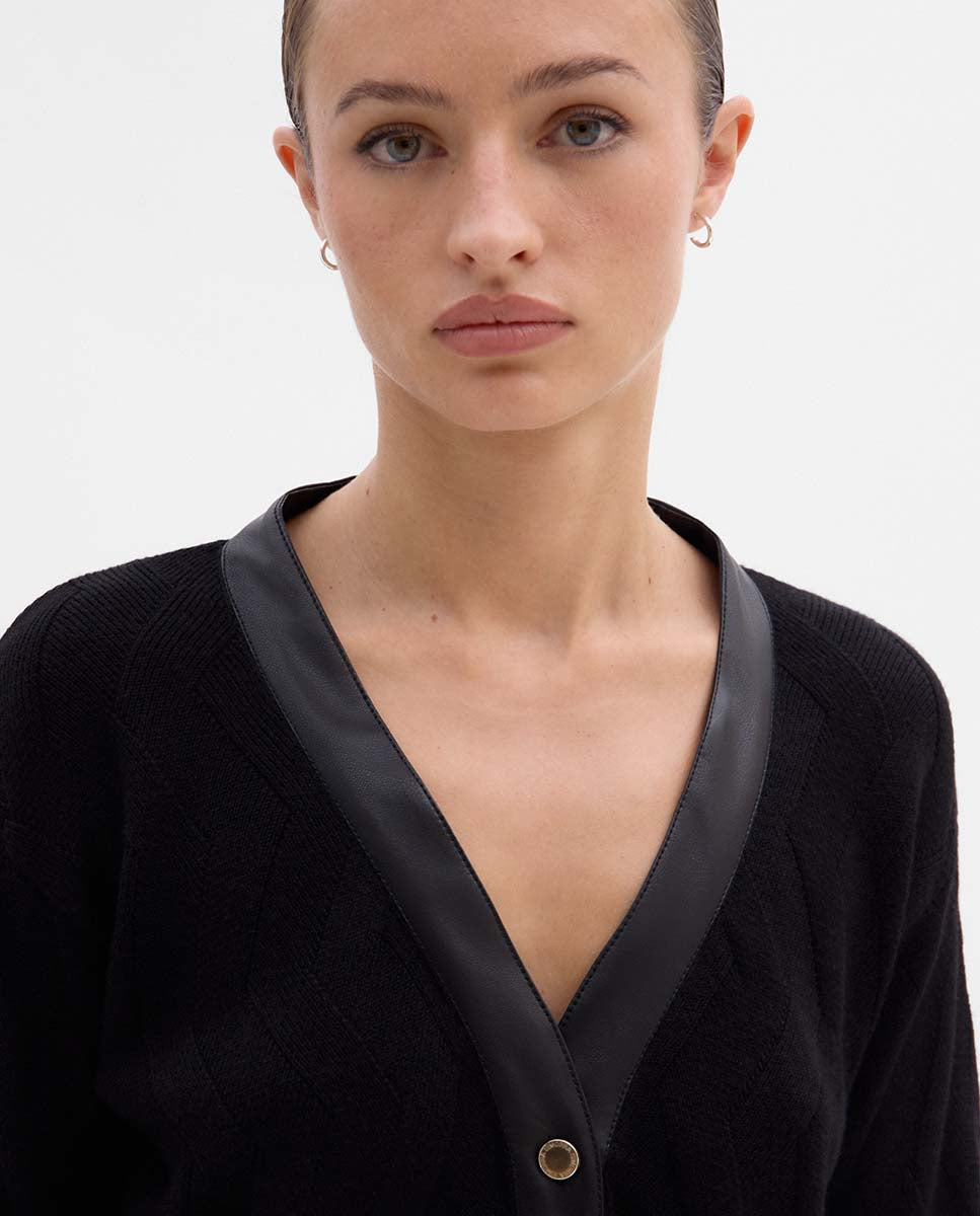 Chaqueta punto efecto geométrico