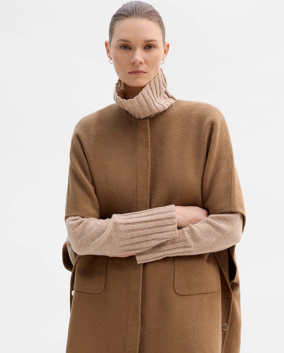 Cape technique à capuche