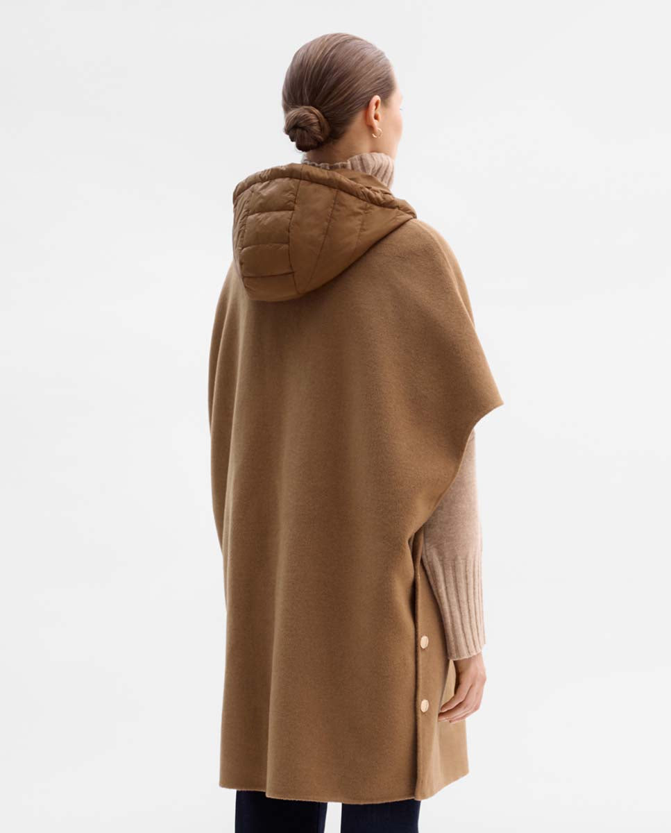 Cape technique à capuche