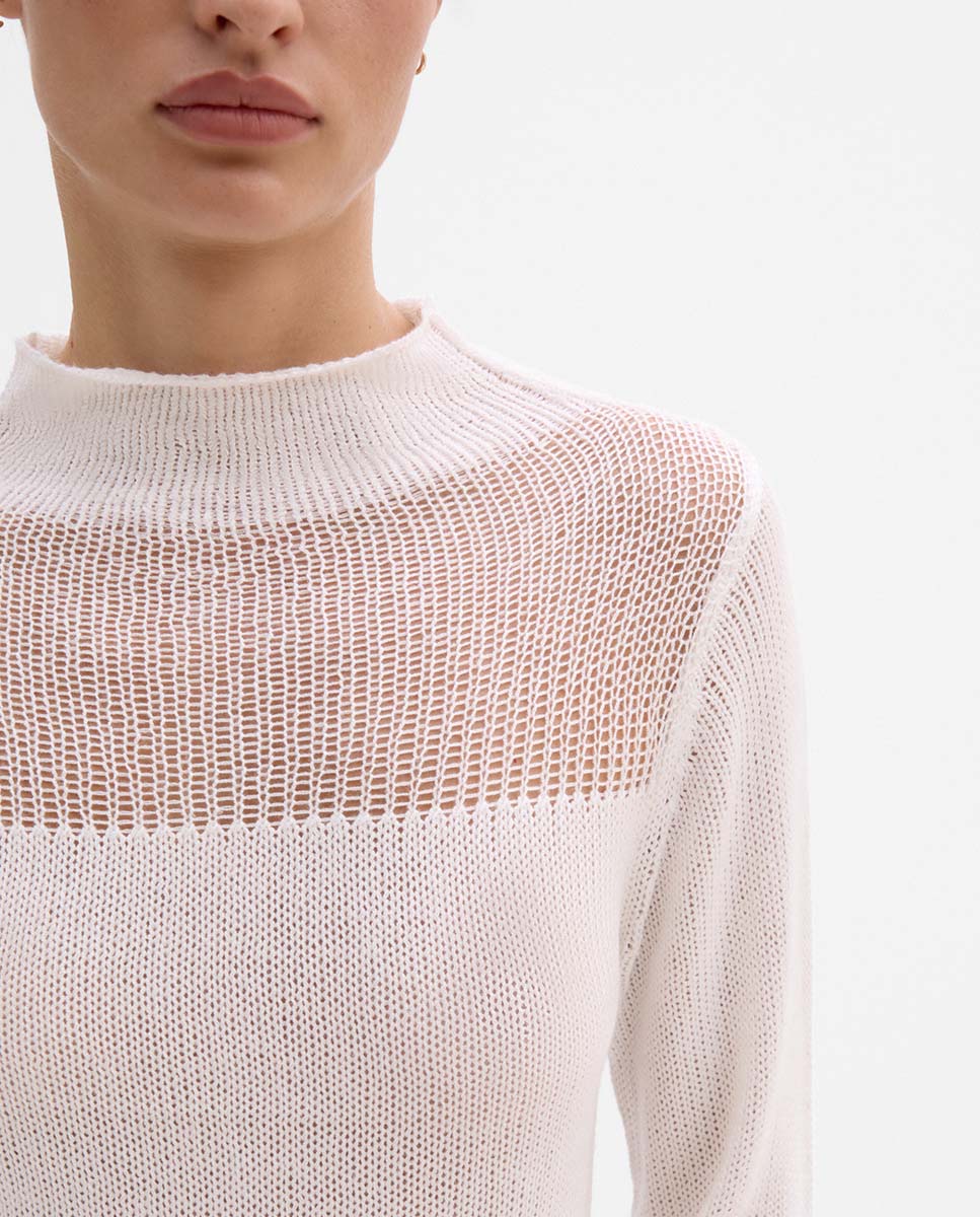 Sweater unstitched detail