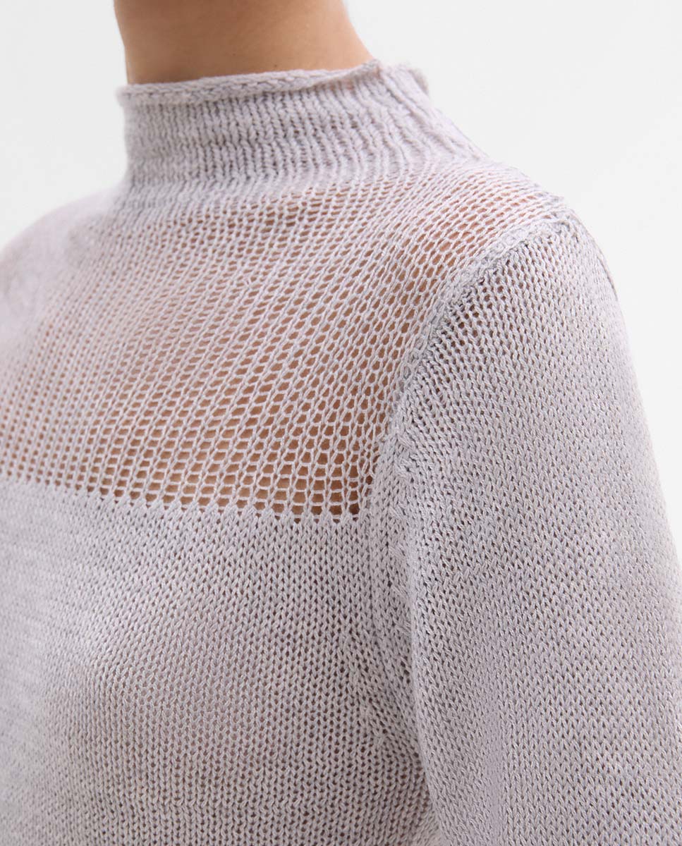 Sweater unstitched detail