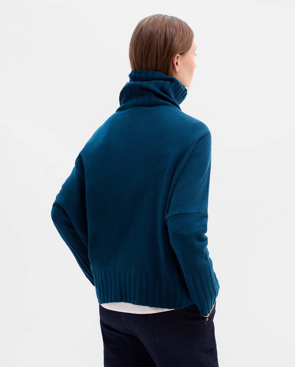 Oversized wool sweater