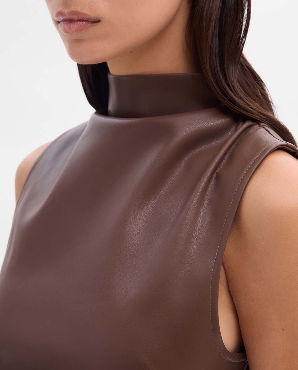 Vestido drapeado ecopiel