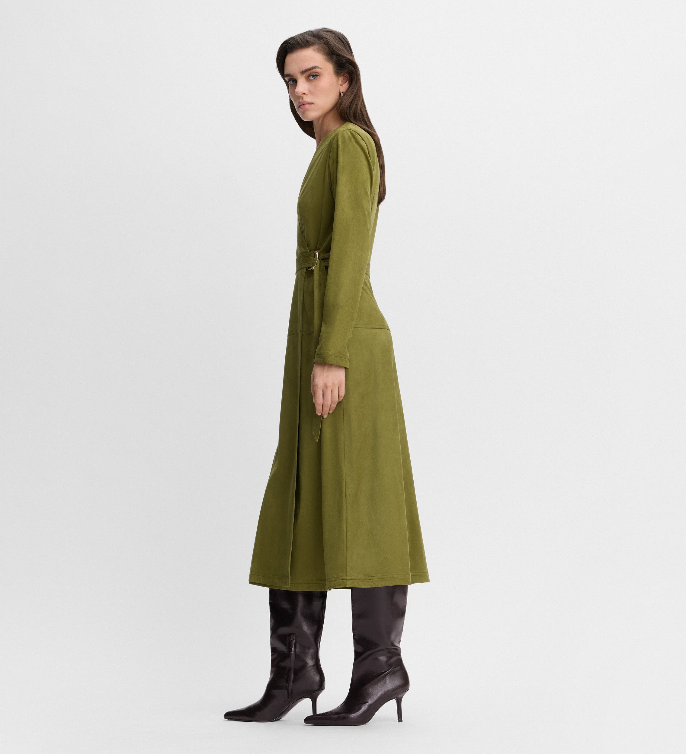 Robe en daim avec ceinture