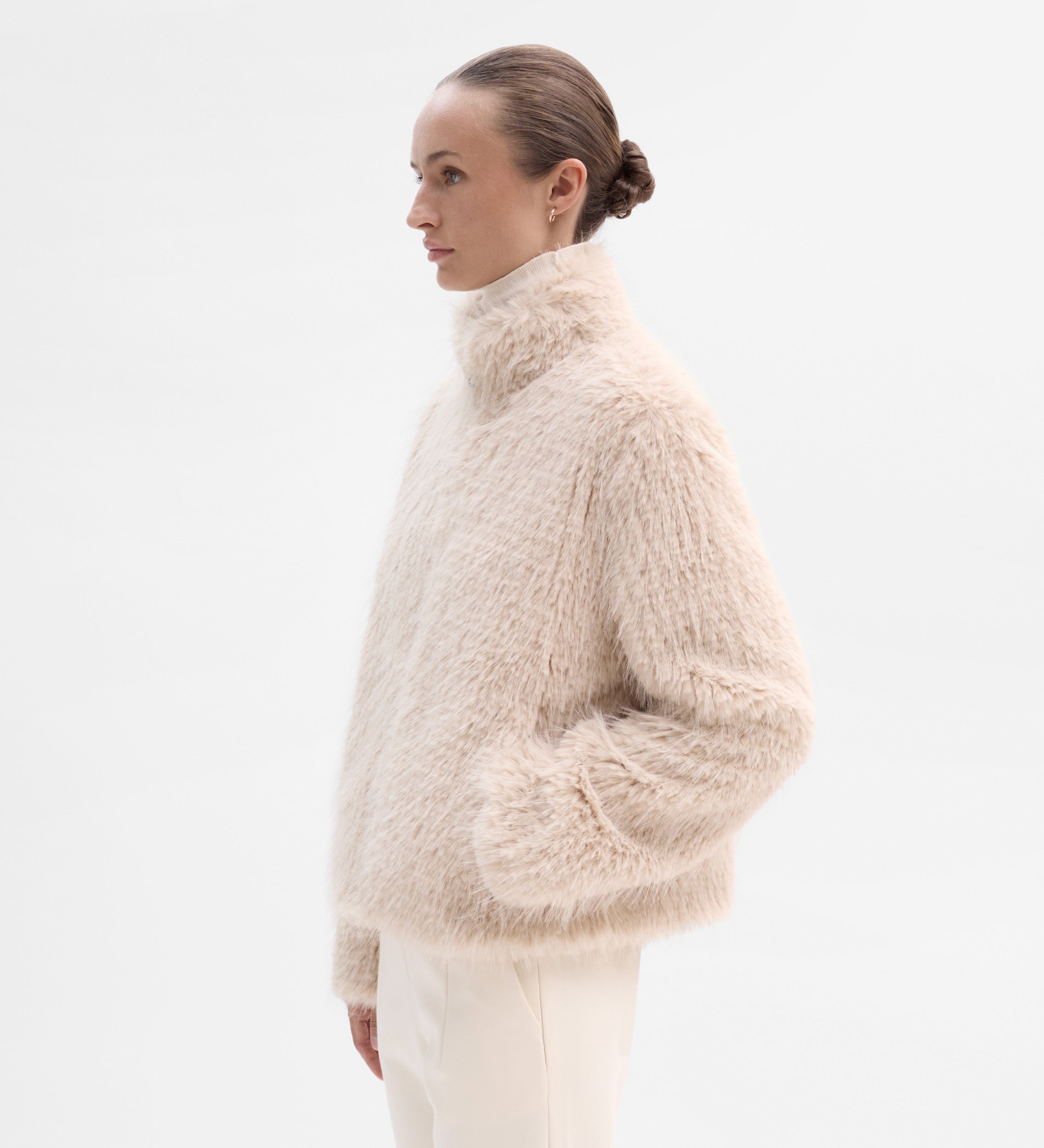 Chaqueta corta de pelo