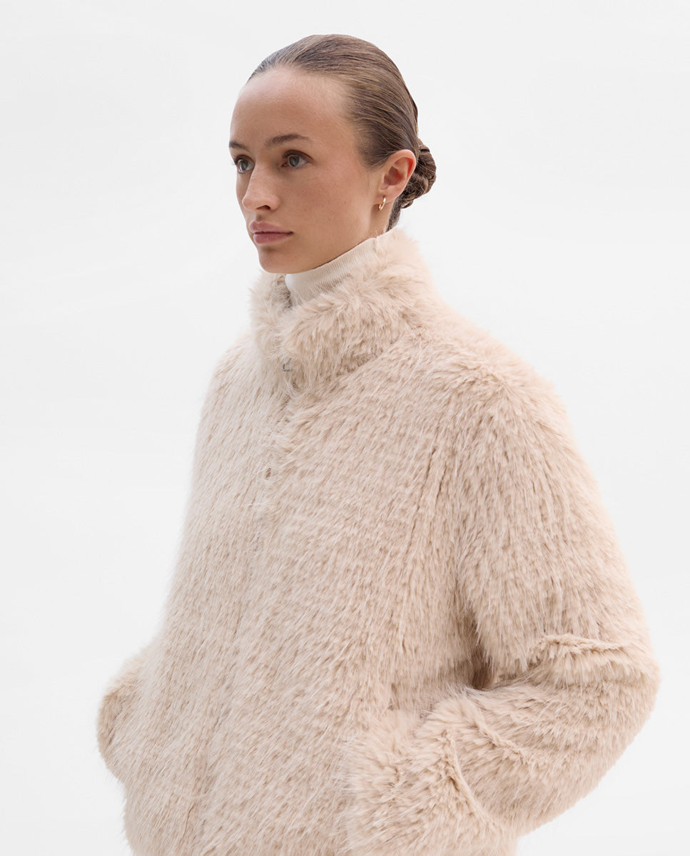 Veste courte en fourrure
