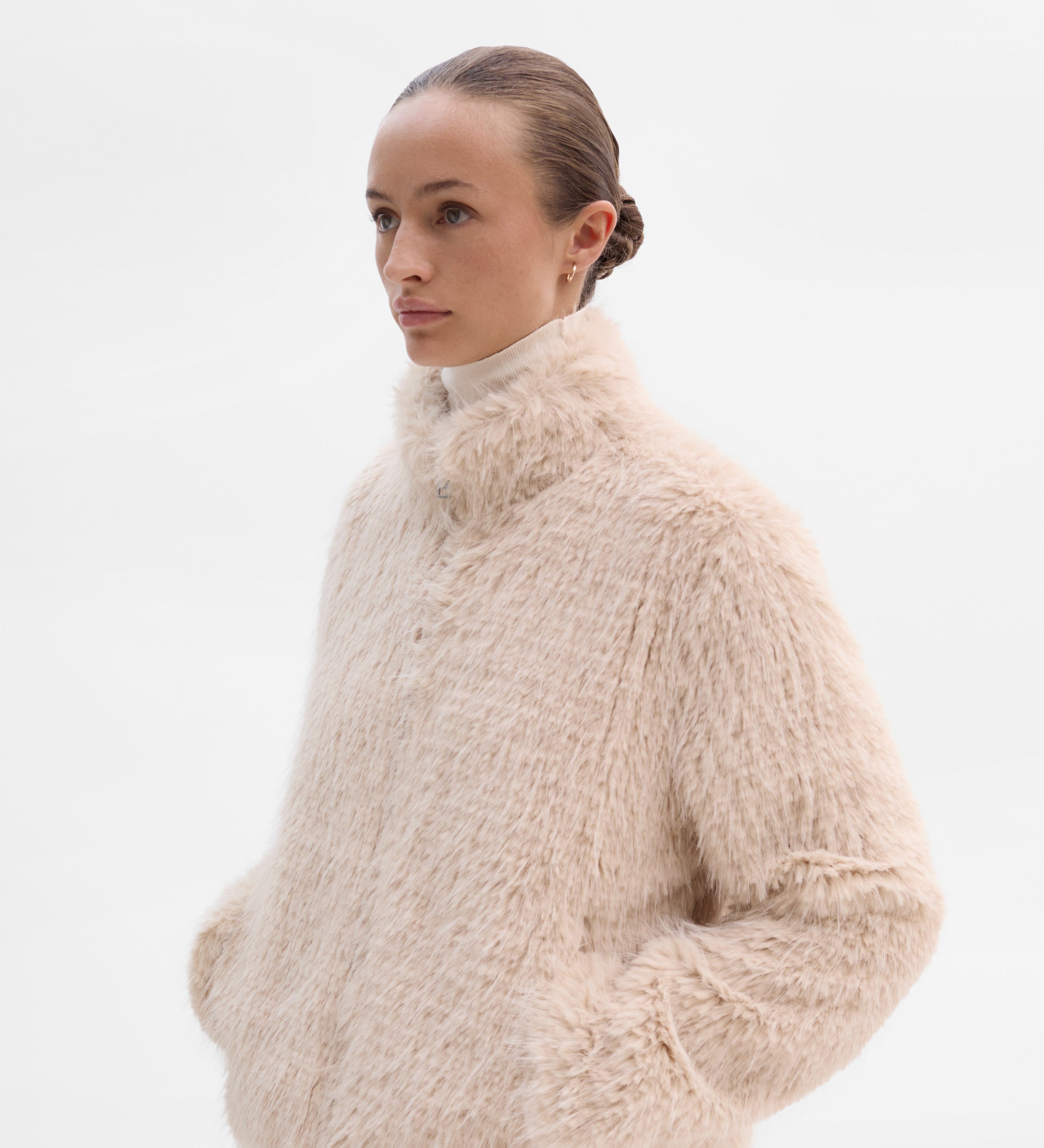 Chaqueta corta de pelo