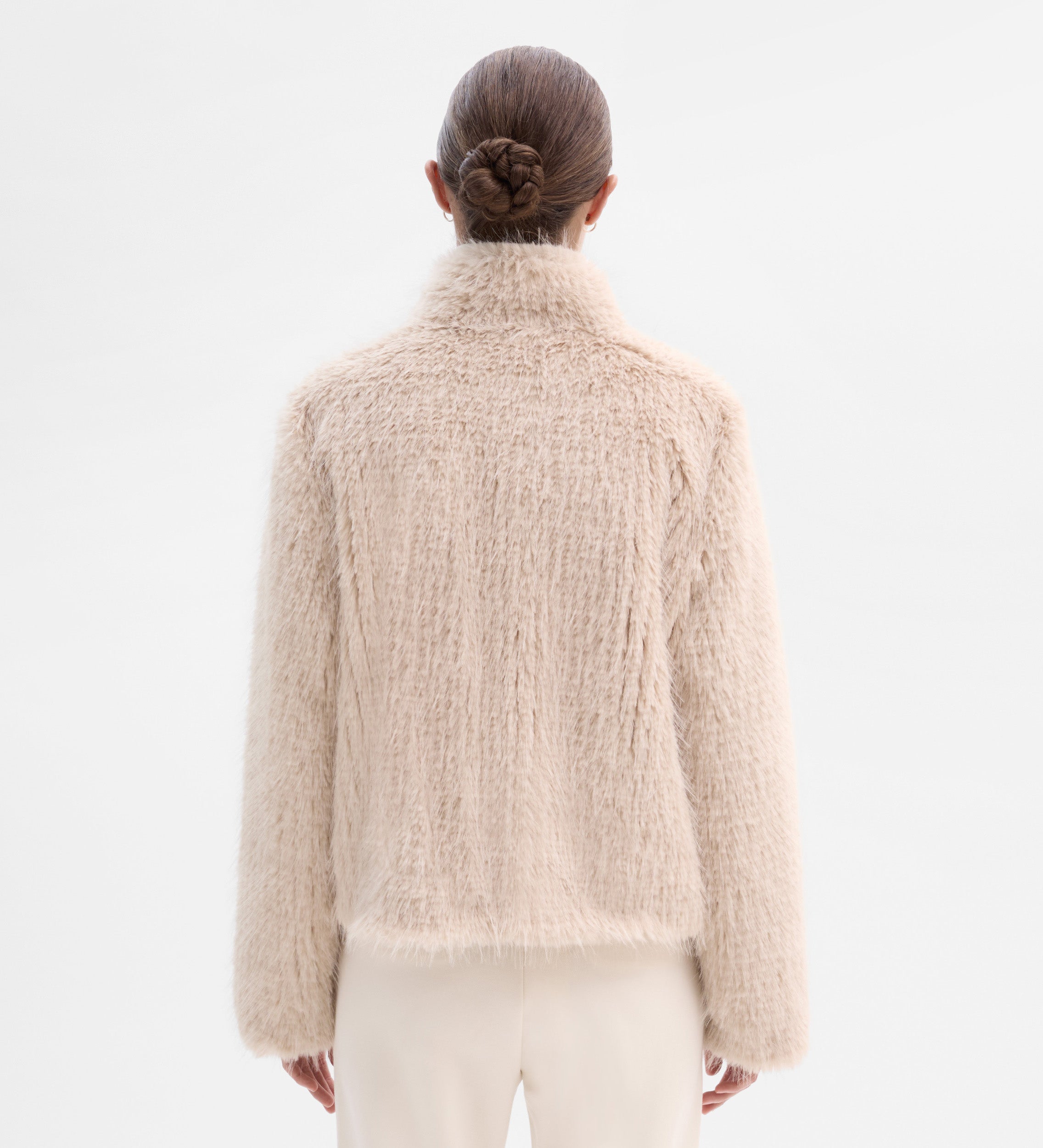 Chaqueta corta de pelo