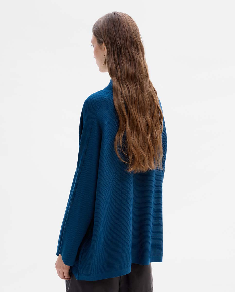 Oversized knit sweater