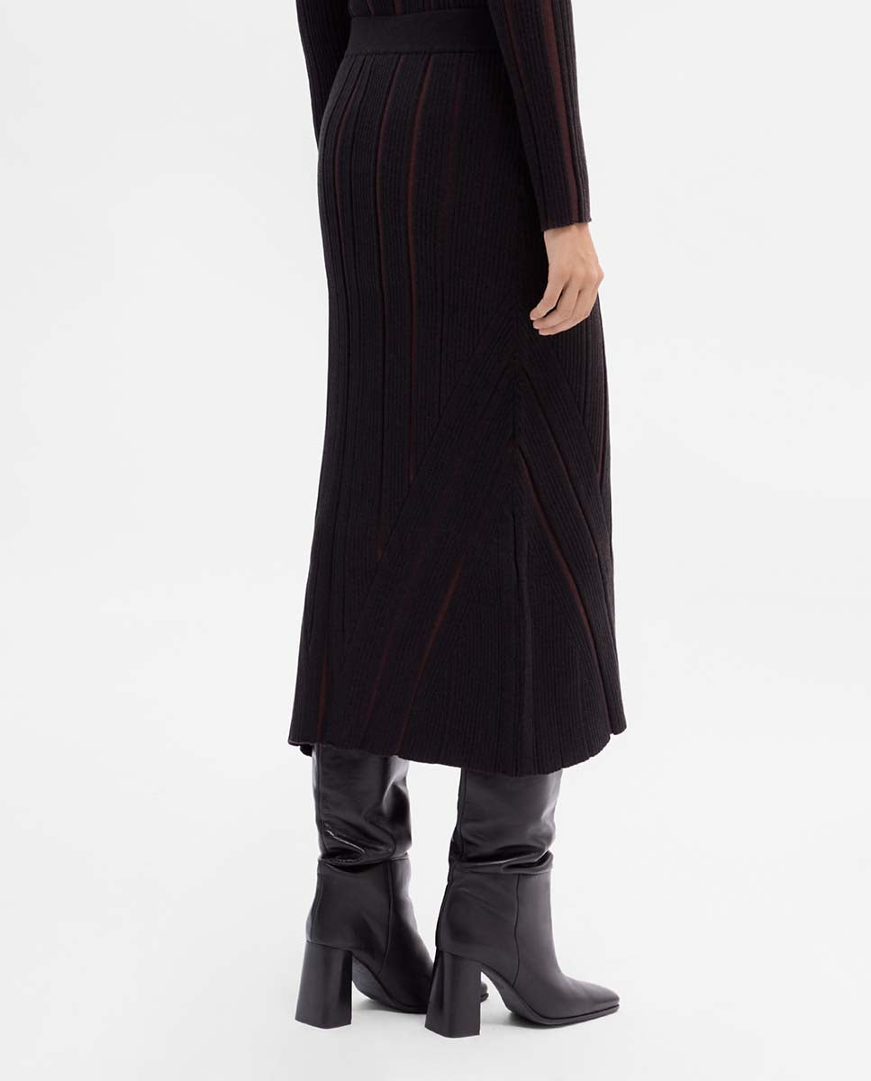 Ribbed pencil skirt