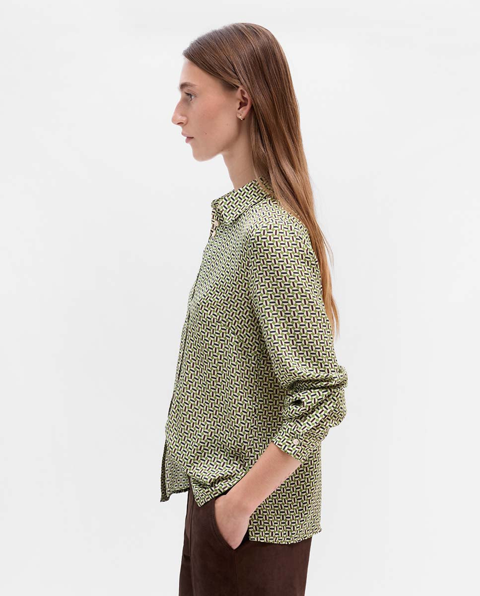 Printed fluid shirt