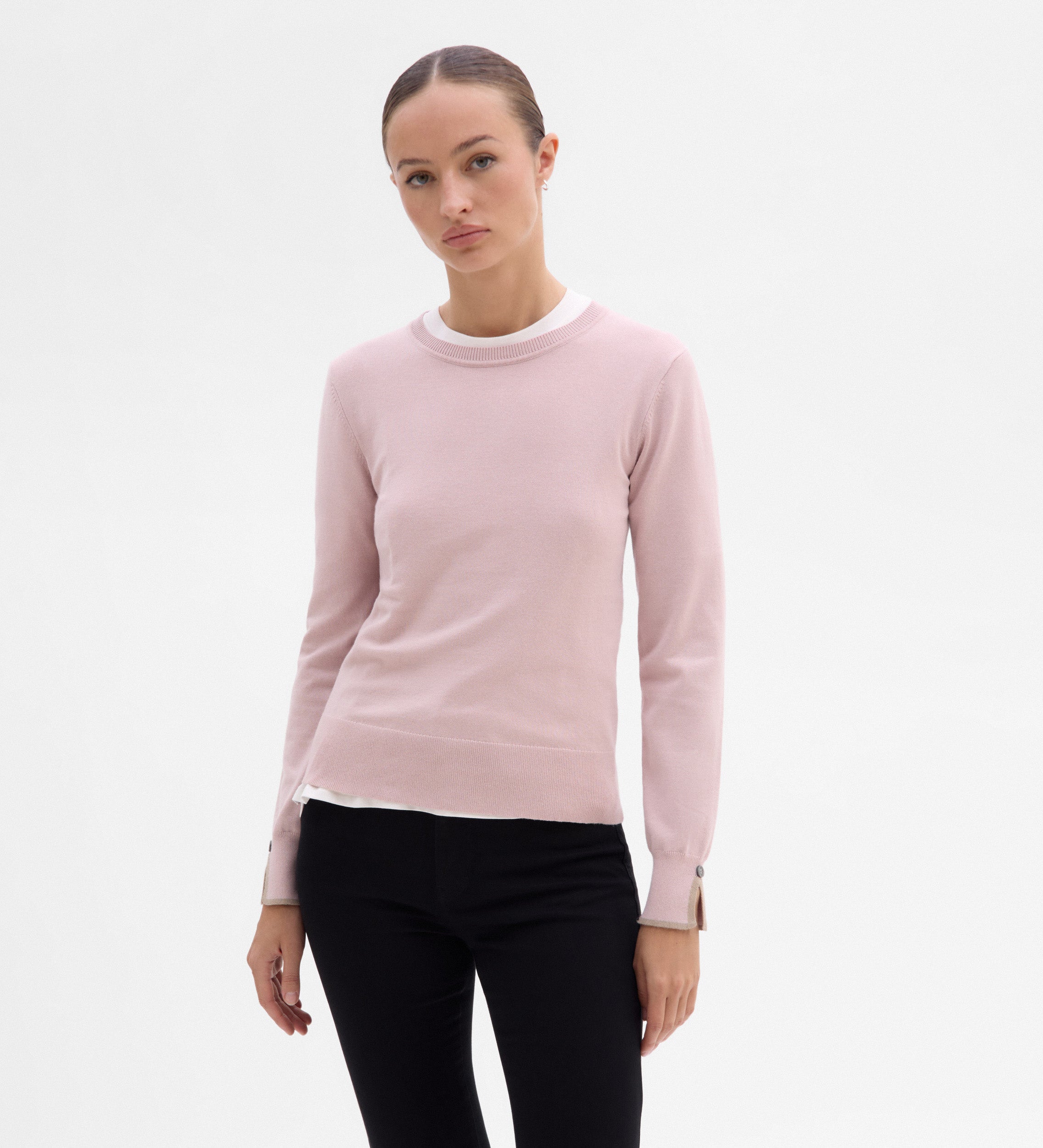 Round neck sweater