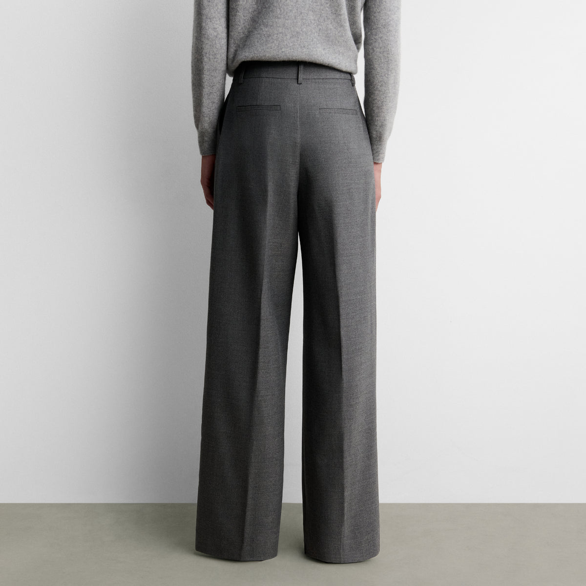 Wide pleated pants