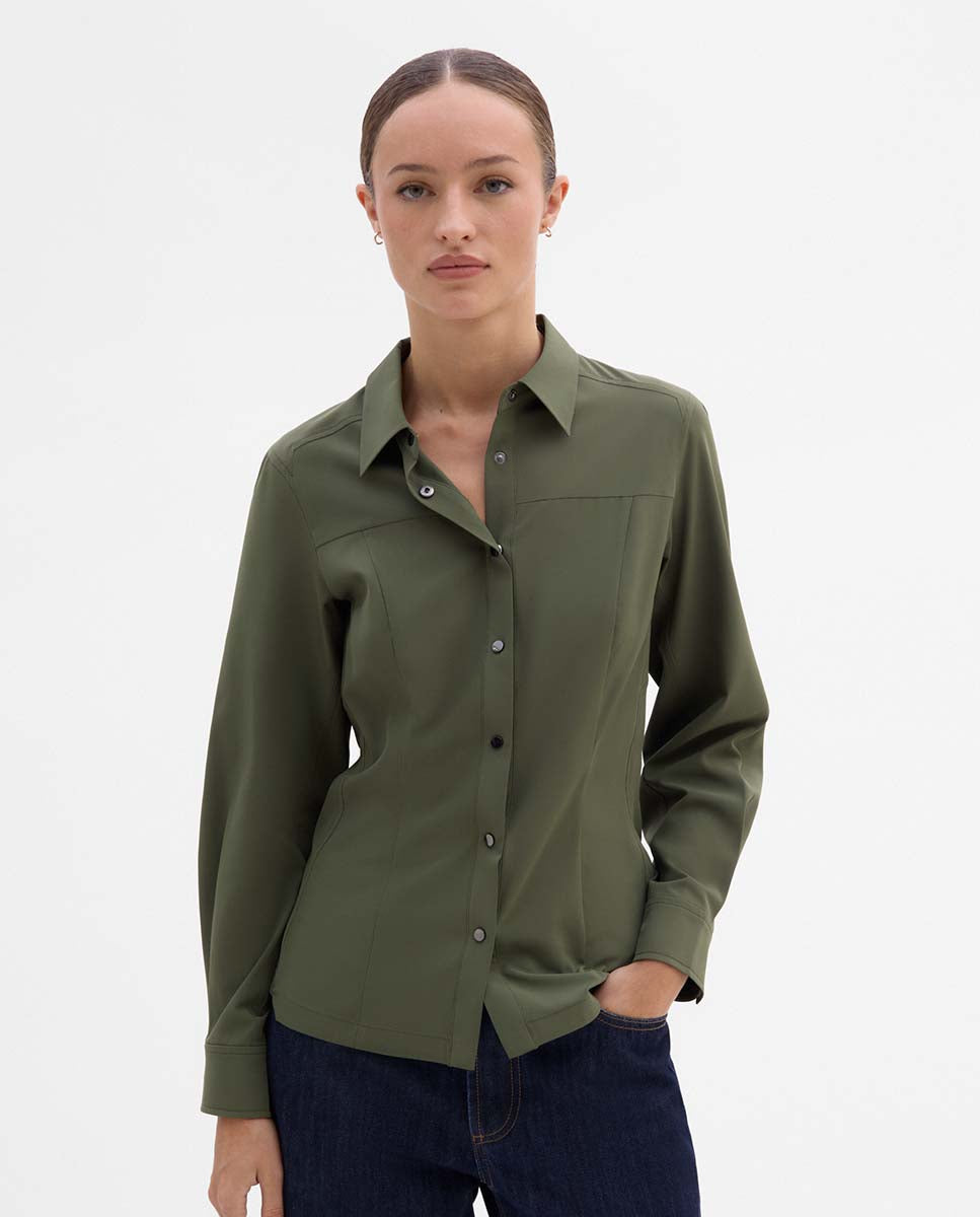 Camisa elástica entallada