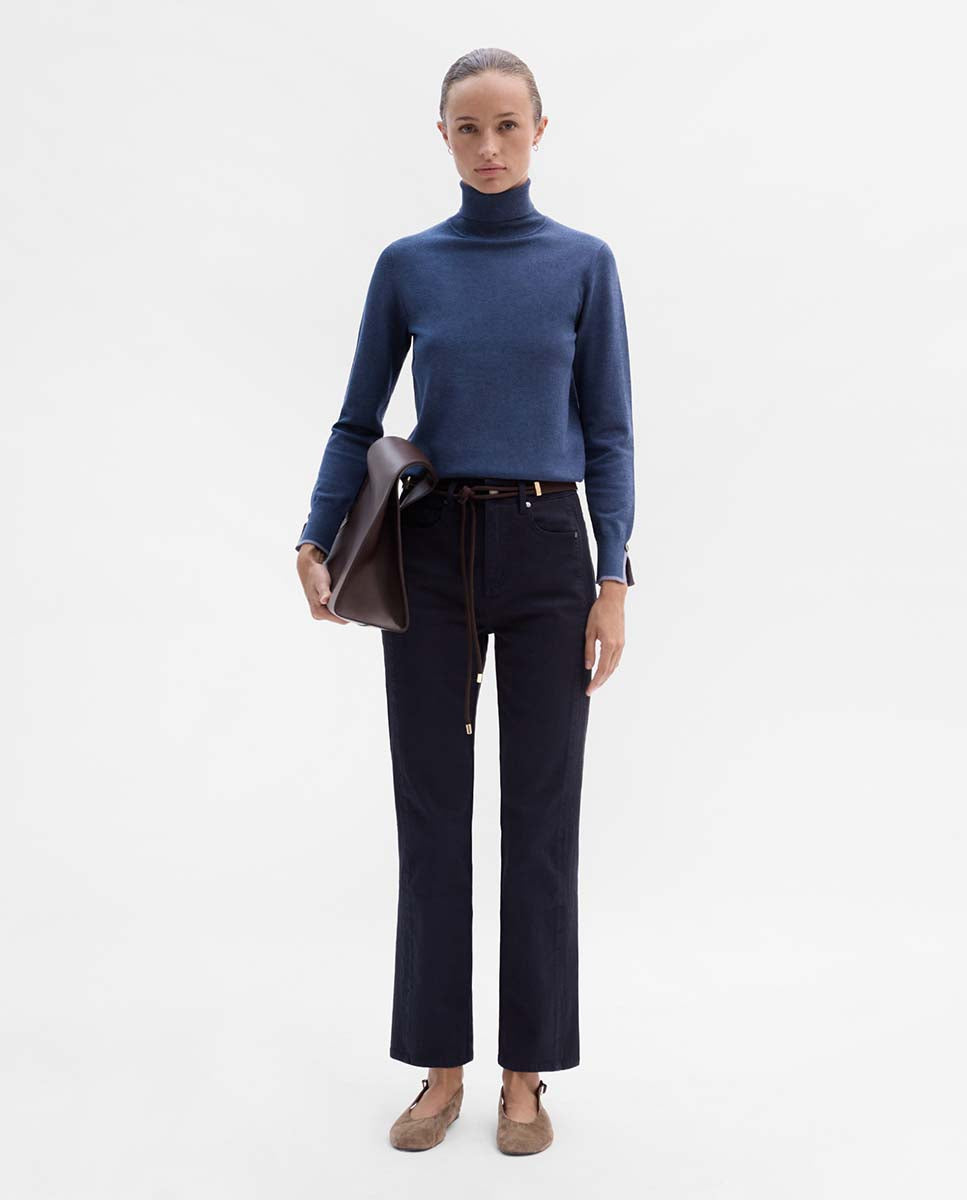 High neck sweater