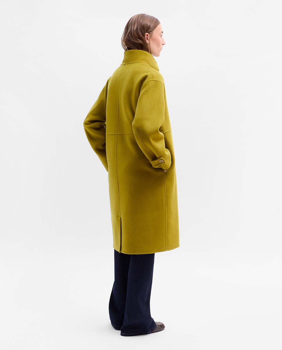 Lapel collar coat