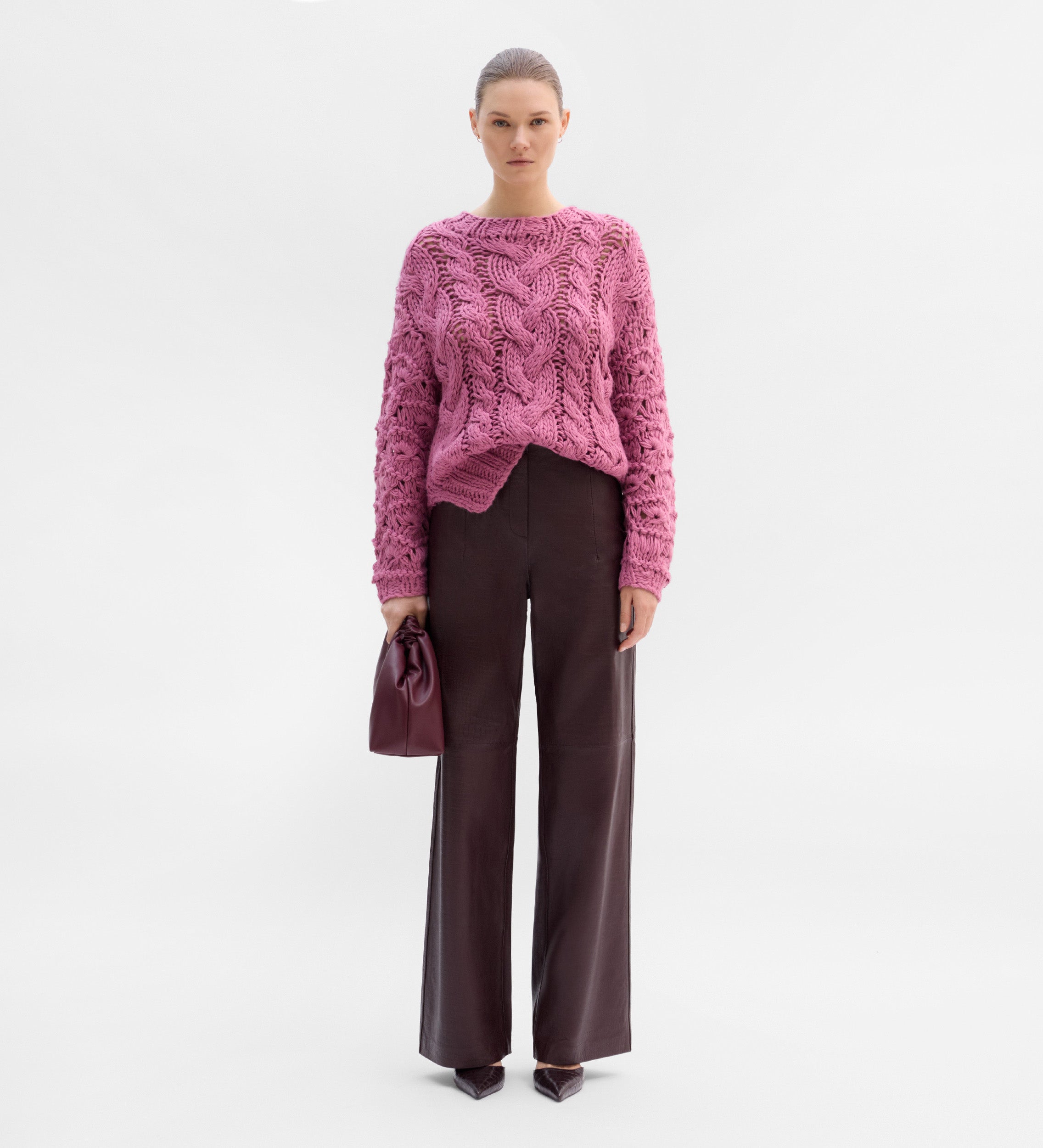 Pantalón de piel grabada