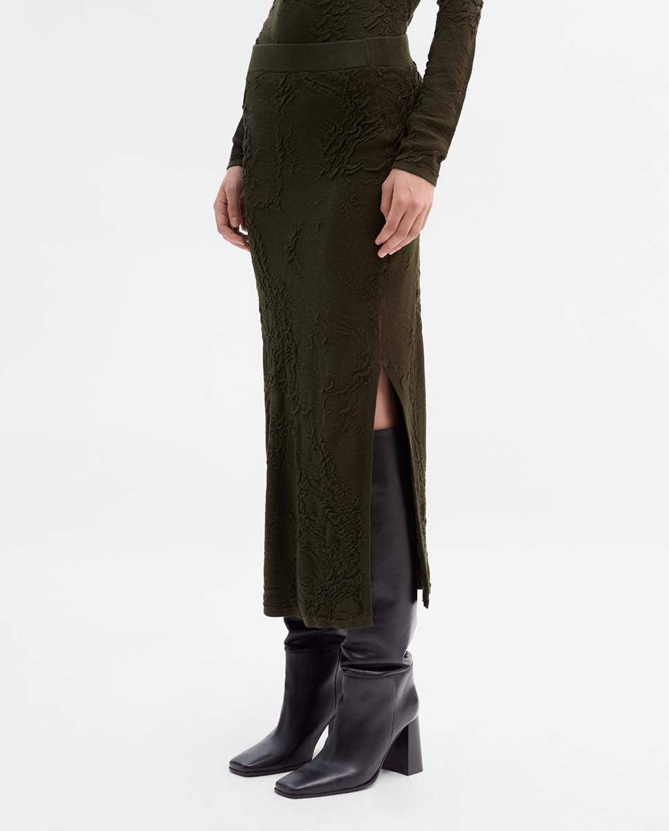 Textured knit skirt