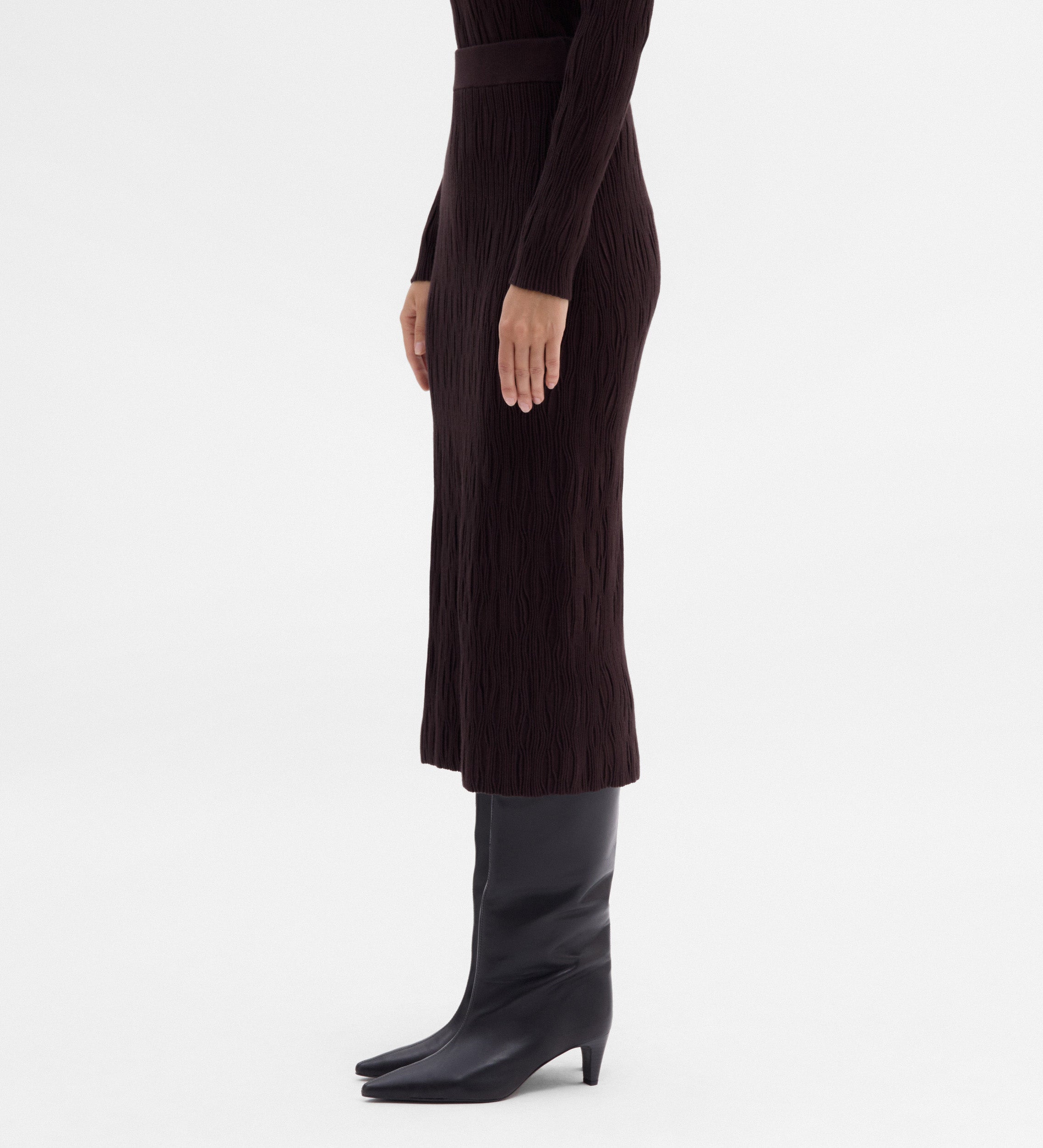 Textured knit skirt