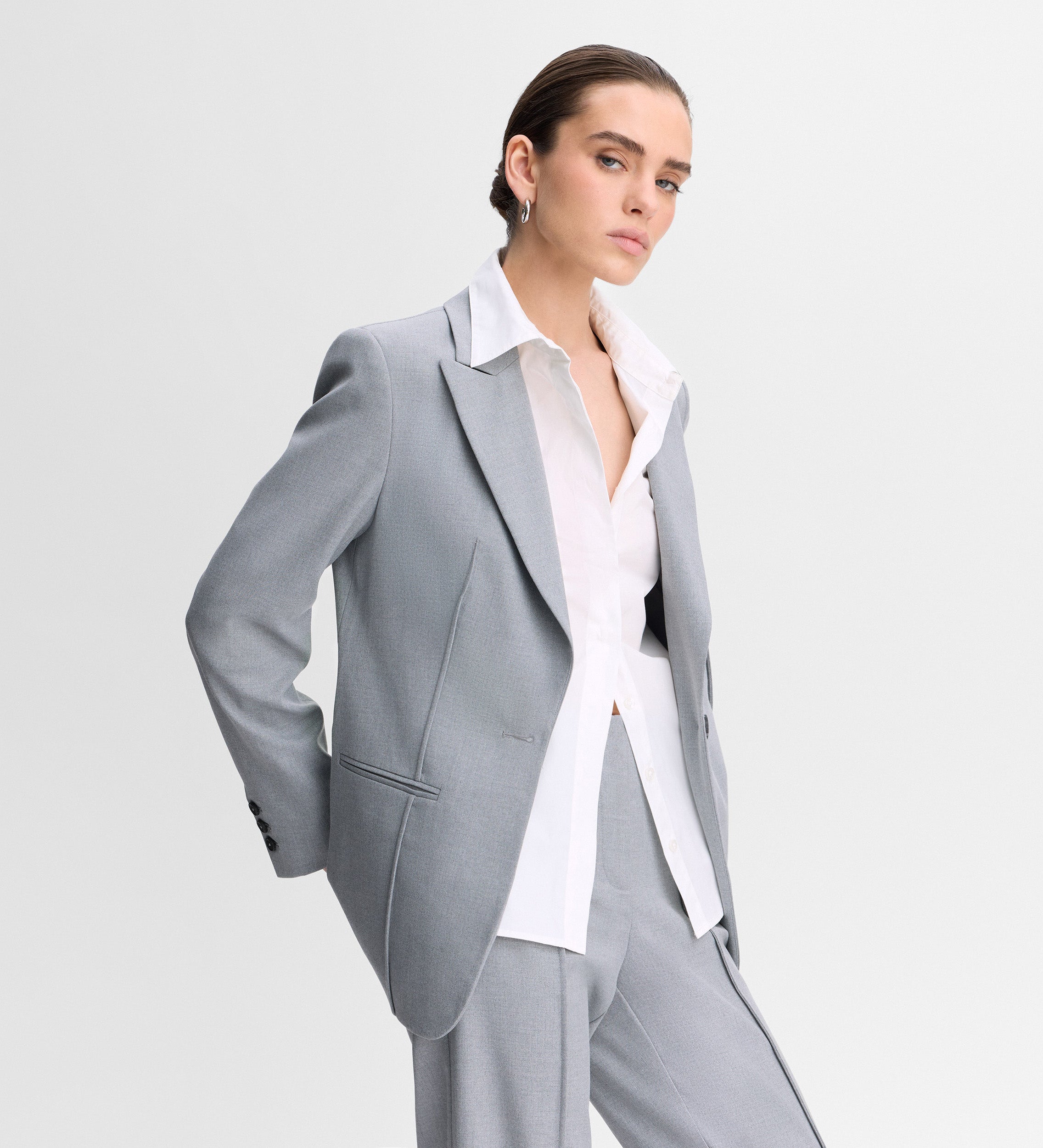 Blazer ajusté avec coutures