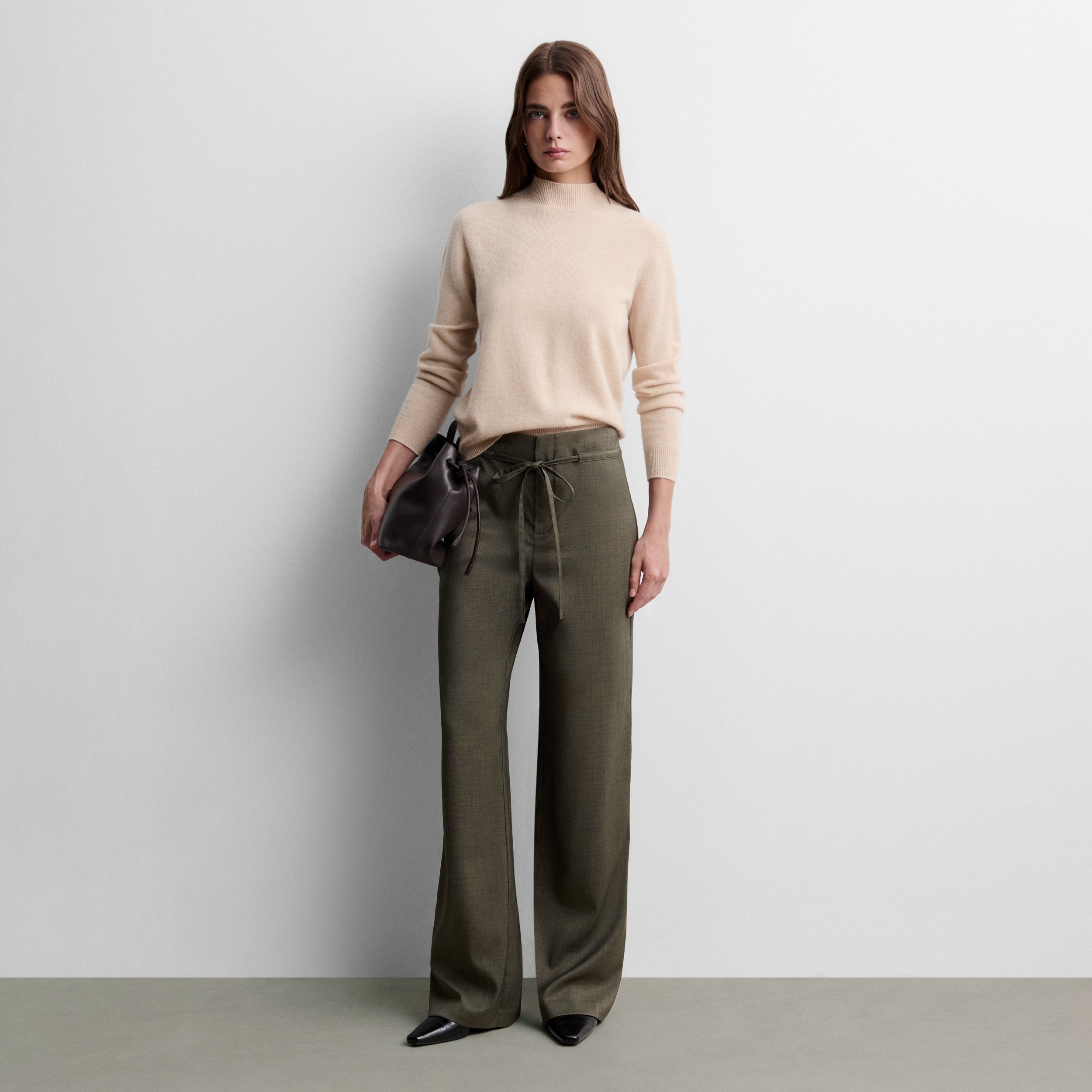 Pantalón ancho cinturón