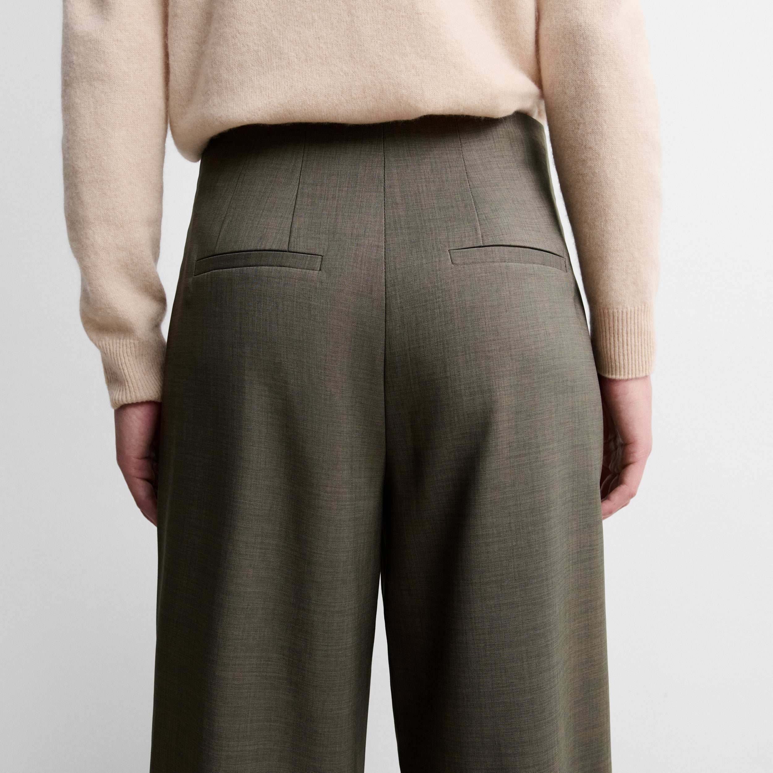 Pantalón ancho cinturón