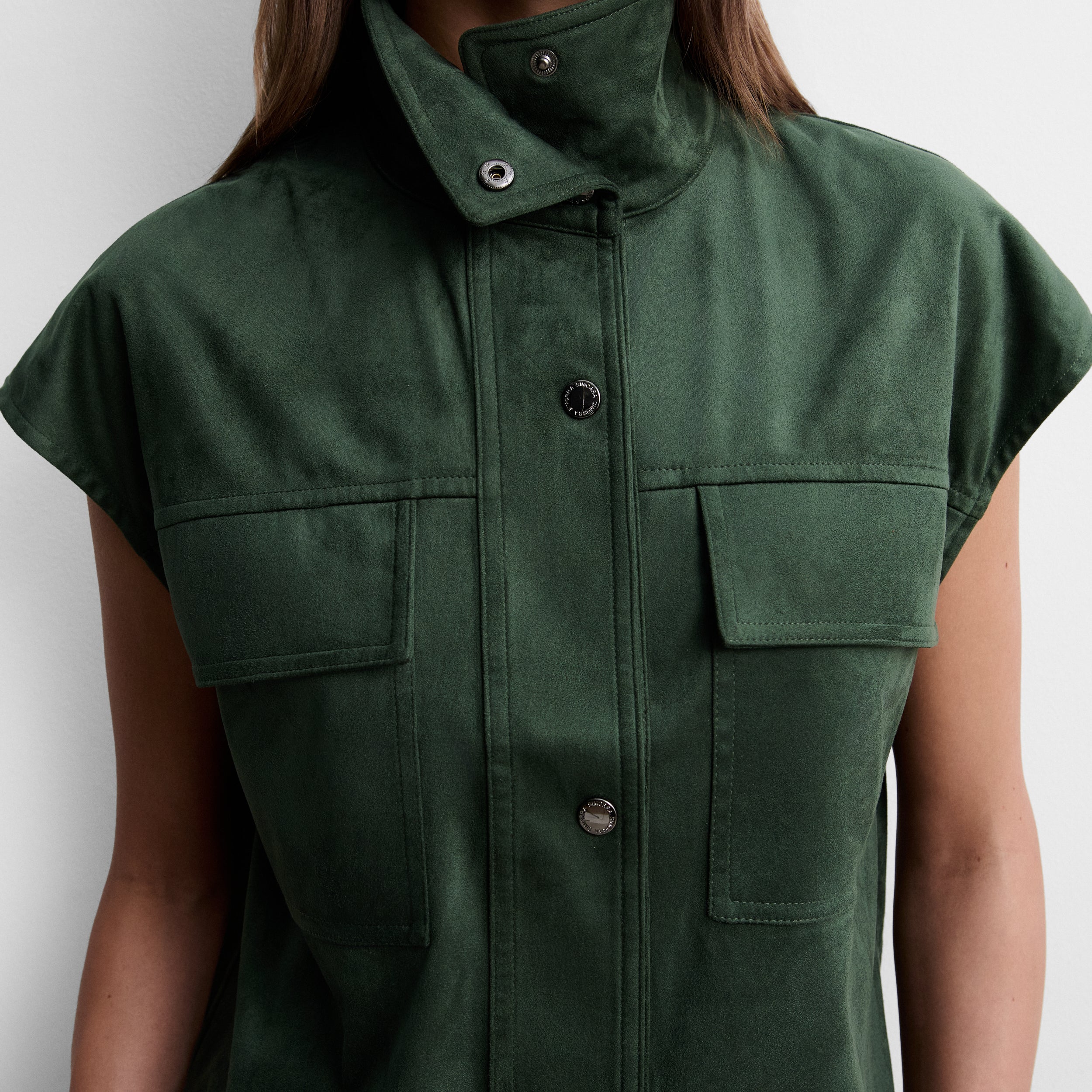 Top antelina cuello chimenea