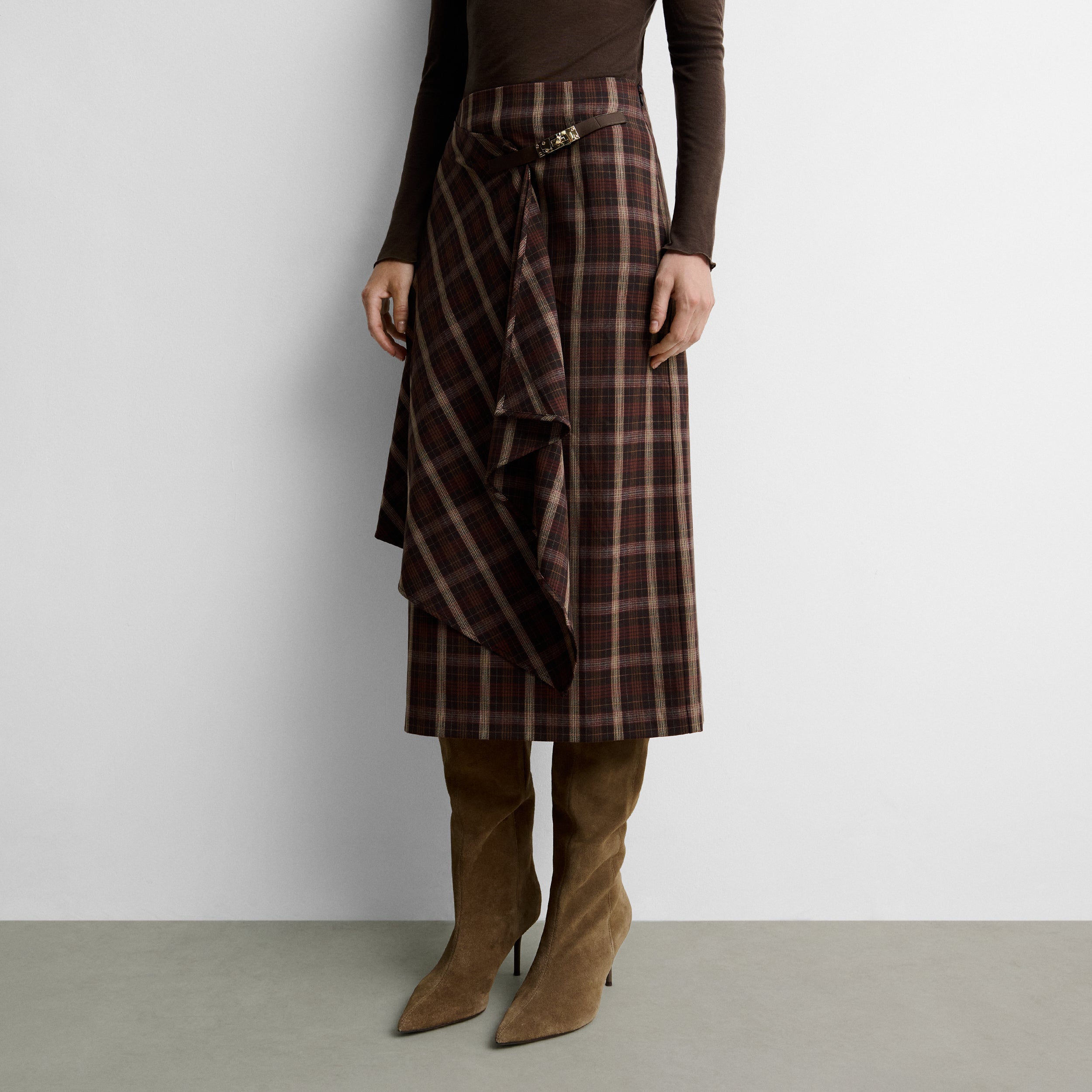 Checked skirt with metal hardware