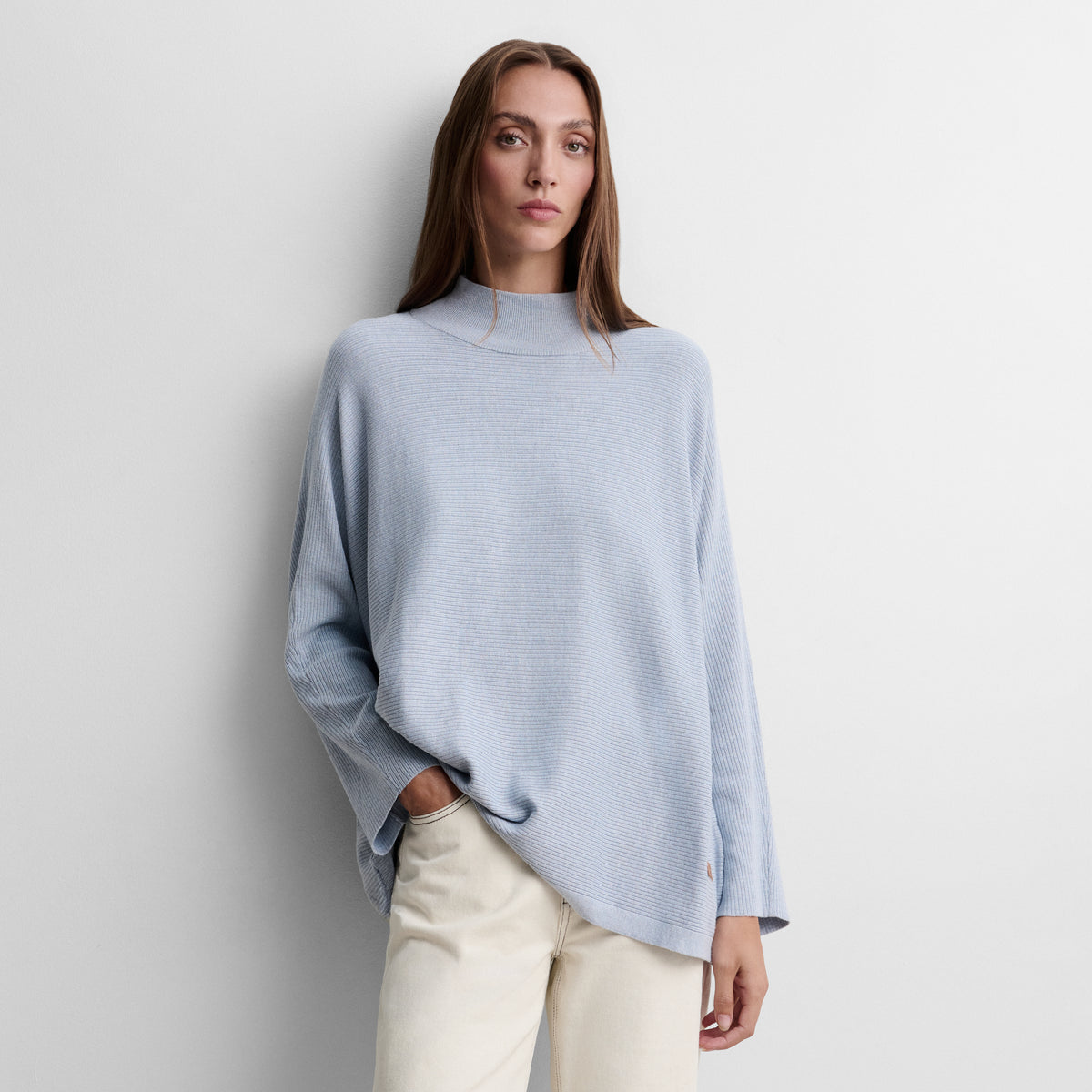Jersey oversize cuello alto